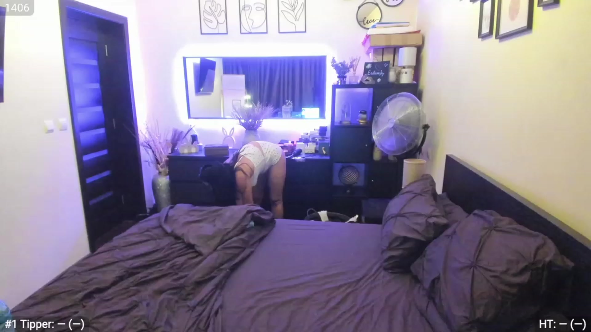 Gallery image thumbnail from EndlesssJoy's myfreecams stream on, 08/05/2023, 01:56 image 8 of 20