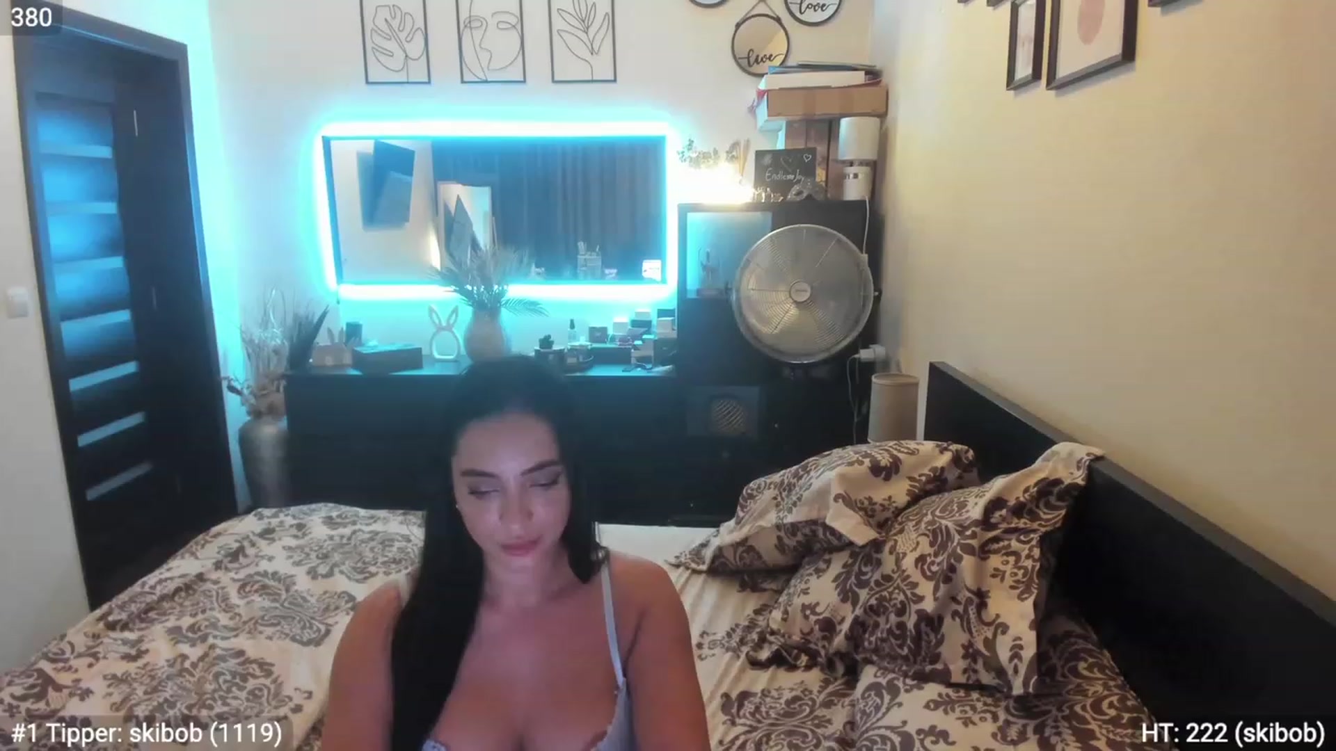 Gallery image thumbnail from EndlesssJoy's myfreecams stream on, 08/19/2023, 06:55 image 20 of 20