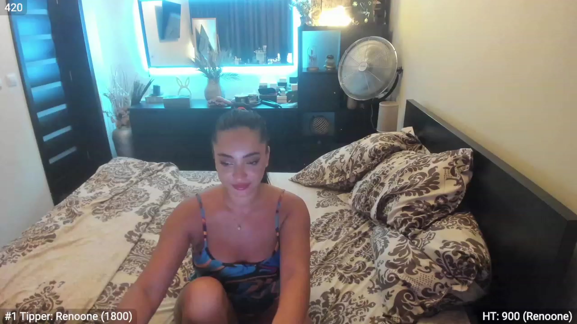 Gallery image thumbnail from EndlesssJoy's myfreecams stream on, 08/27/2023, 07:07 image 18 of 20