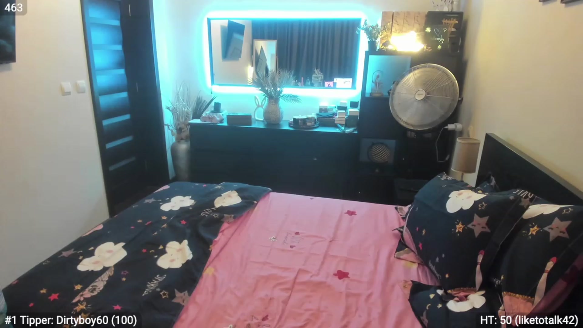 Gallery image thumbnail from EndlesssJoy's myfreecams stream on, 08/31/2023, 02:22 image 19 of 20
