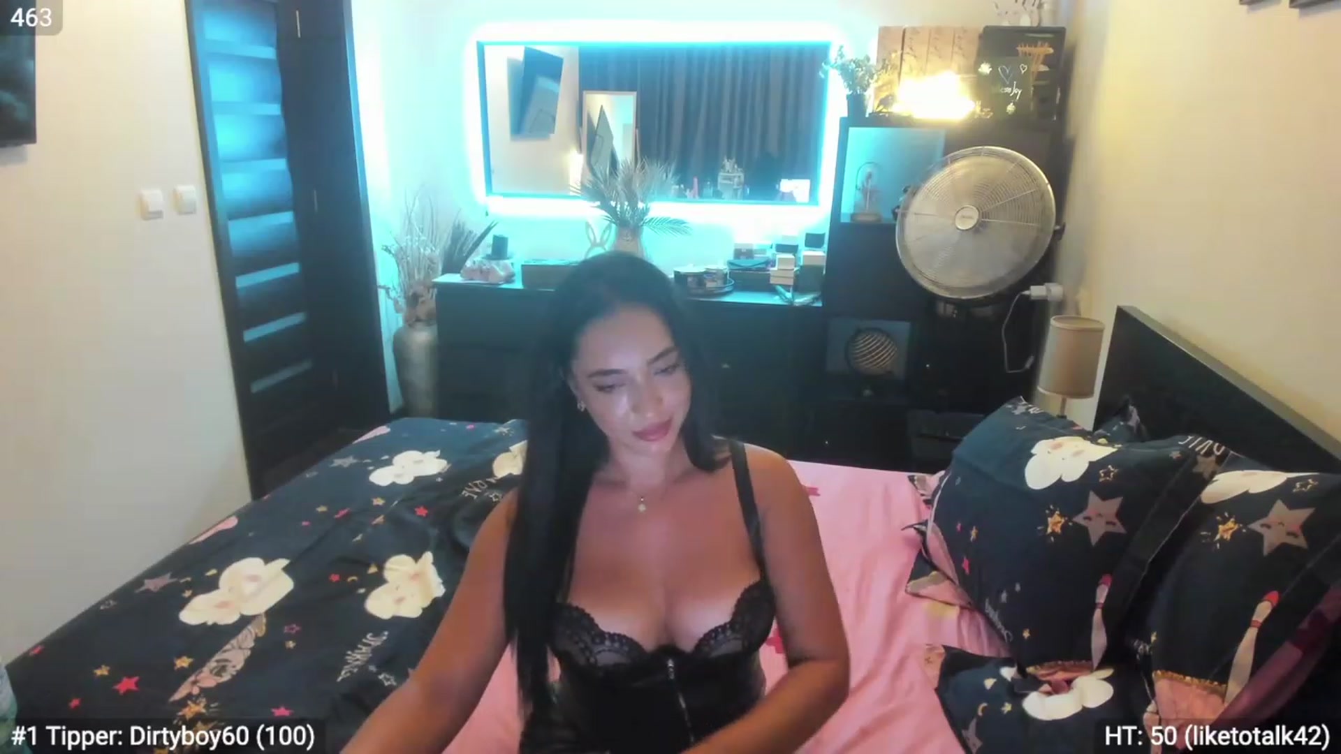 Gallery image thumbnail from EndlesssJoy's myfreecams stream on, 08/31/2023, 02:22 image 18 of 20