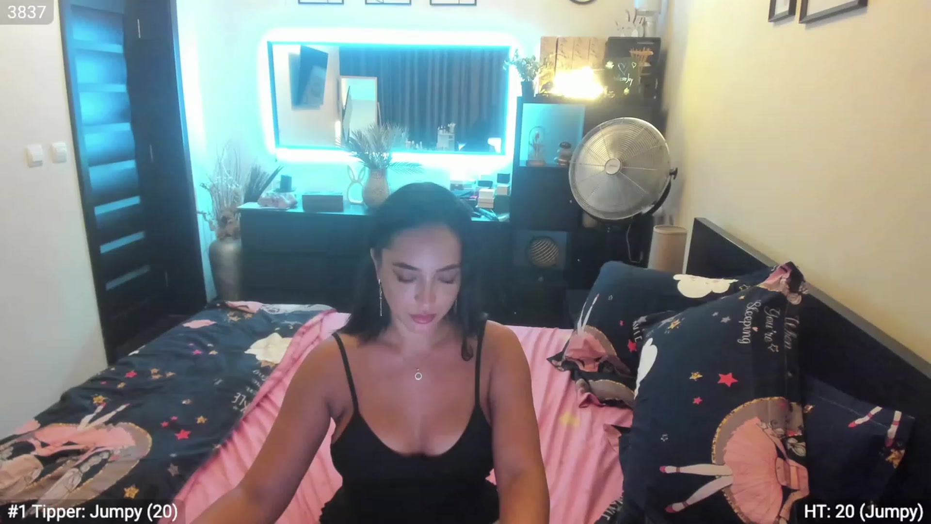 Gallery image thumbnail from EndlesssJoy's myfreecams stream on, 09/02/2023, 24:42 image 1 of 20