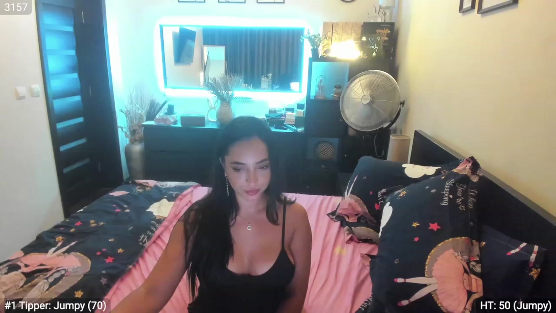 Gallery image thumbnail from EndlesssJoy's myfreecams stream on, 09/02/2023, 24:42 image 19 of 20