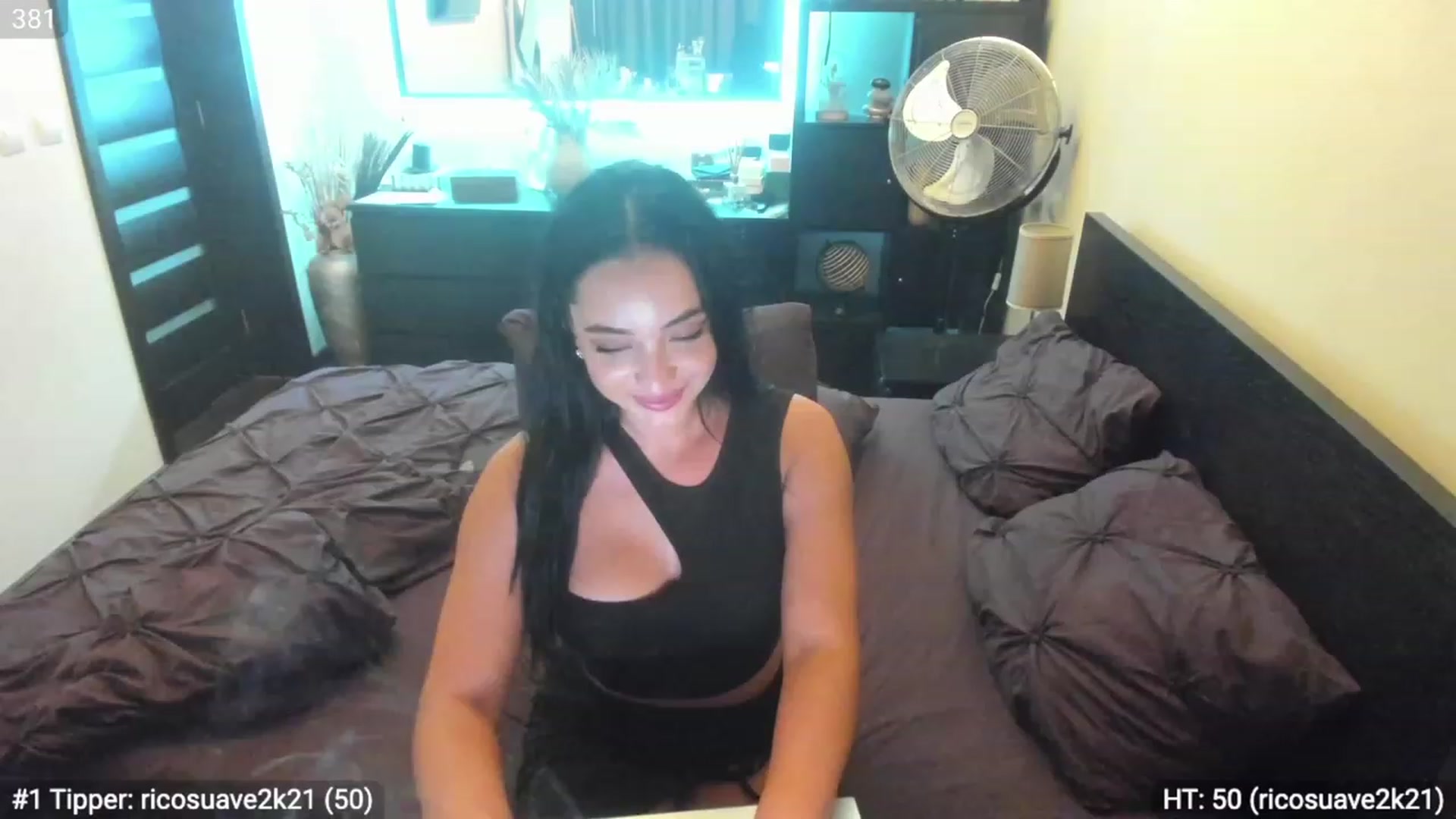 Gallery image thumbnail from EndlesssJoy's myfreecams stream on, 09/07/2023, 07:20 image 9 of 20