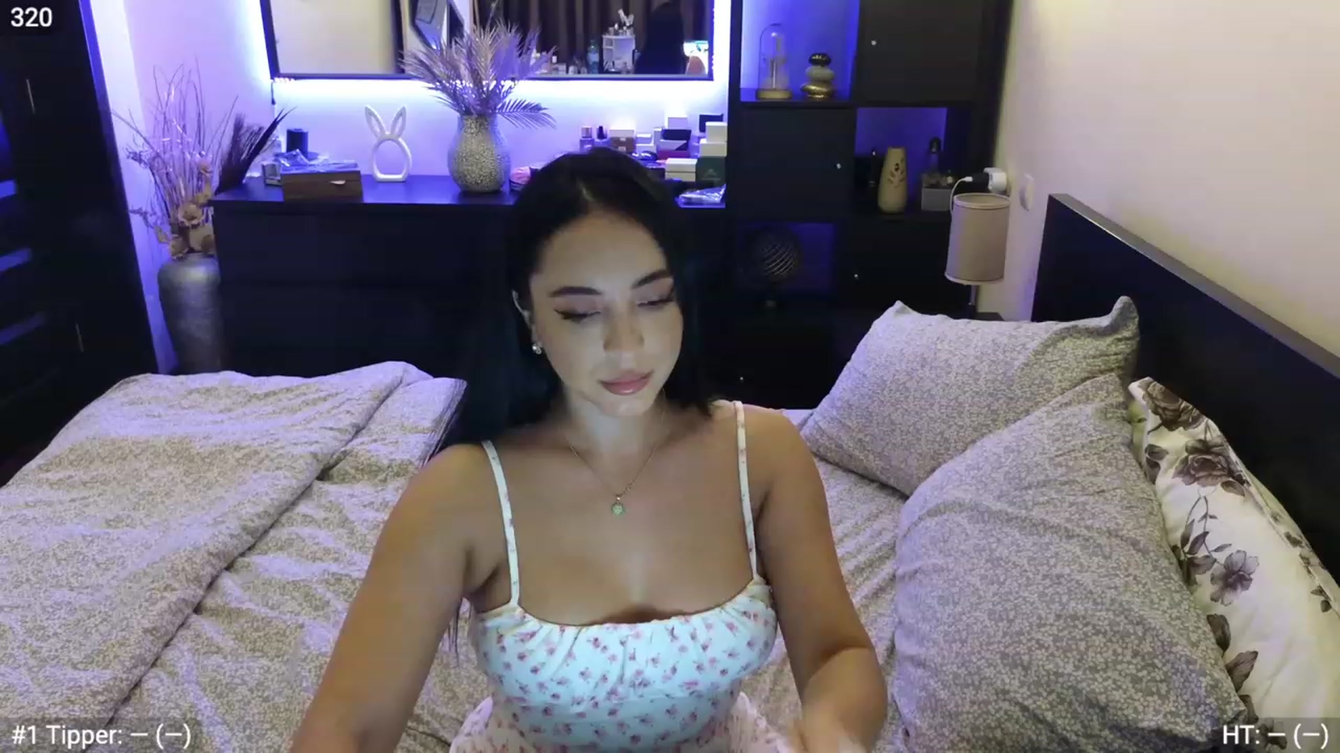 Gallery image thumbnail from EndlesssJoy's myfreecams stream on, 09/24/2023, 01:54 image 1 of 20