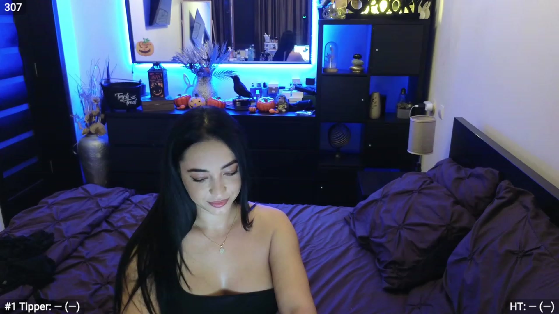 Gallery image thumbnail from EndlesssJoy's myfreecams stream on, 10/16/2023, 01:38 image 5 of 20