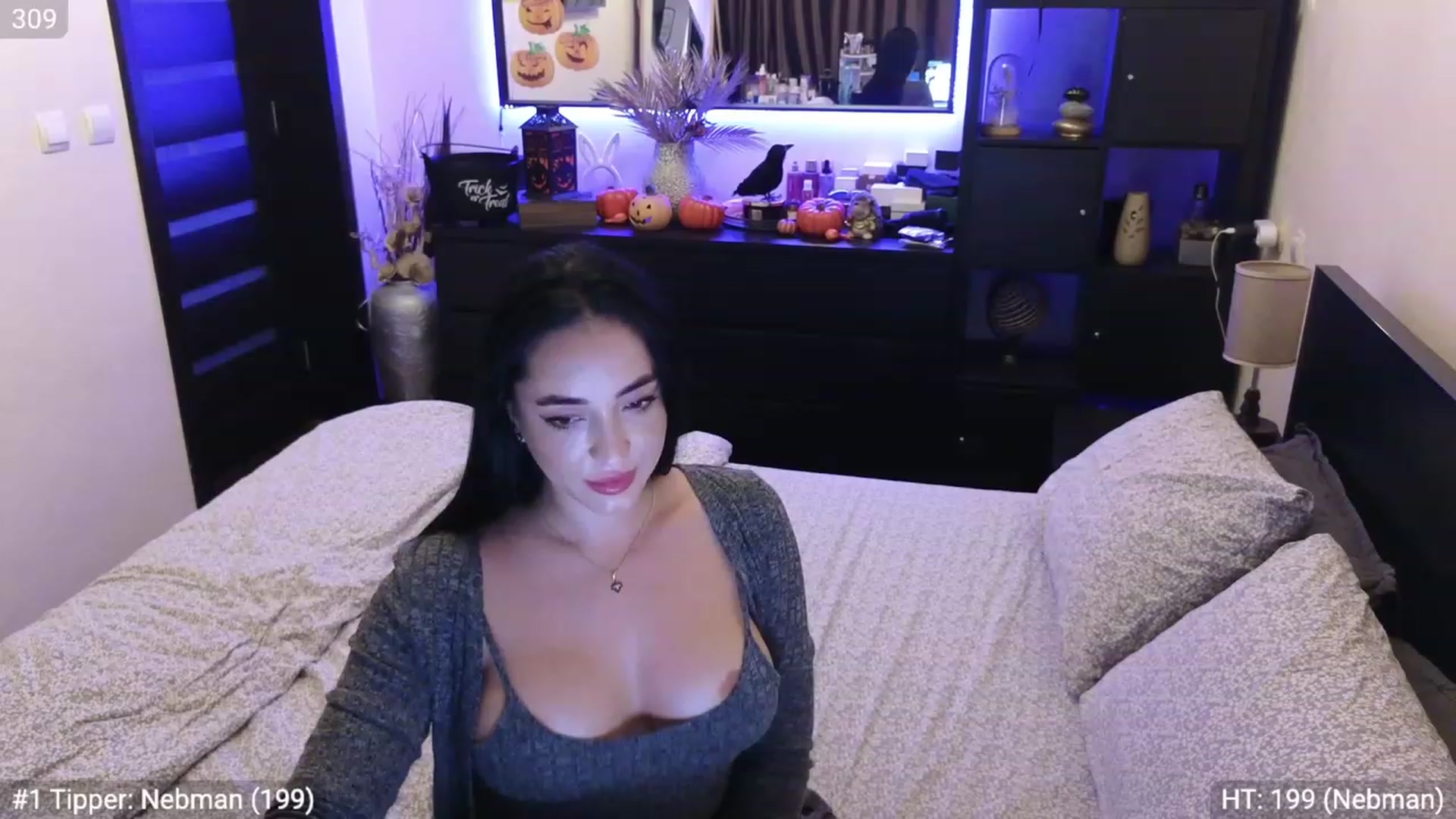 Gallery image thumbnail from EndlesssJoy's myfreecams stream on, 10/19/2023, 02:28 image 17 of 20
