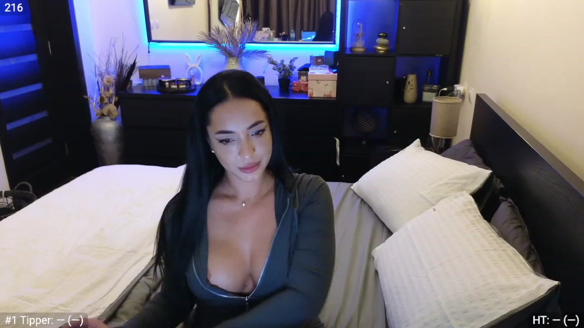 Gallery image thumbnail from EndlesssJoy's myfreecams stream on, 11/09/2023, 03:09 image 3 of 20