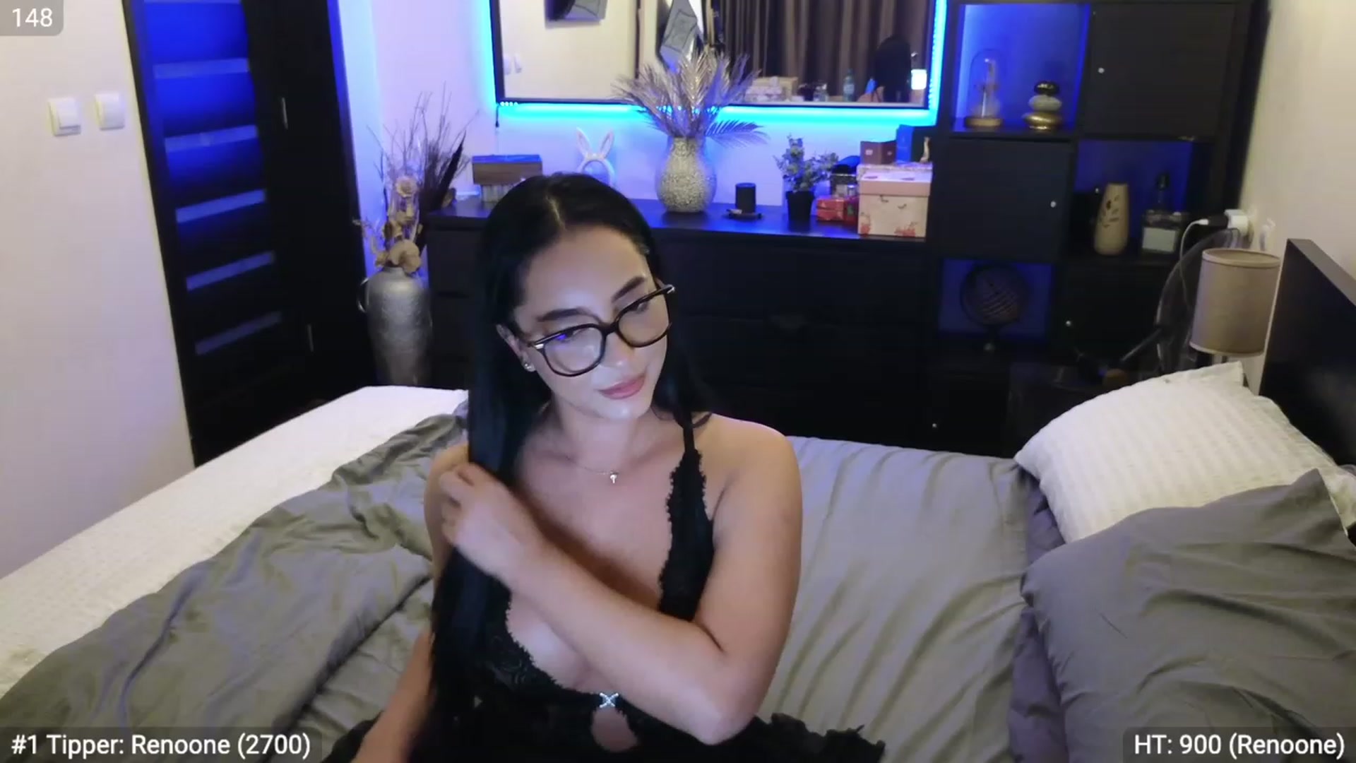 Gallery image thumbnail from EndlesssJoy's myfreecams stream on, 11/13/2023, 05:30 image 13 of 20