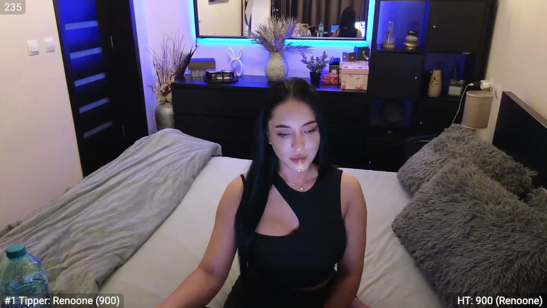 Gallery image thumbnail from EndlesssJoy's myfreecams stream on, 11/18/2023, 02:34 image 5 of 20