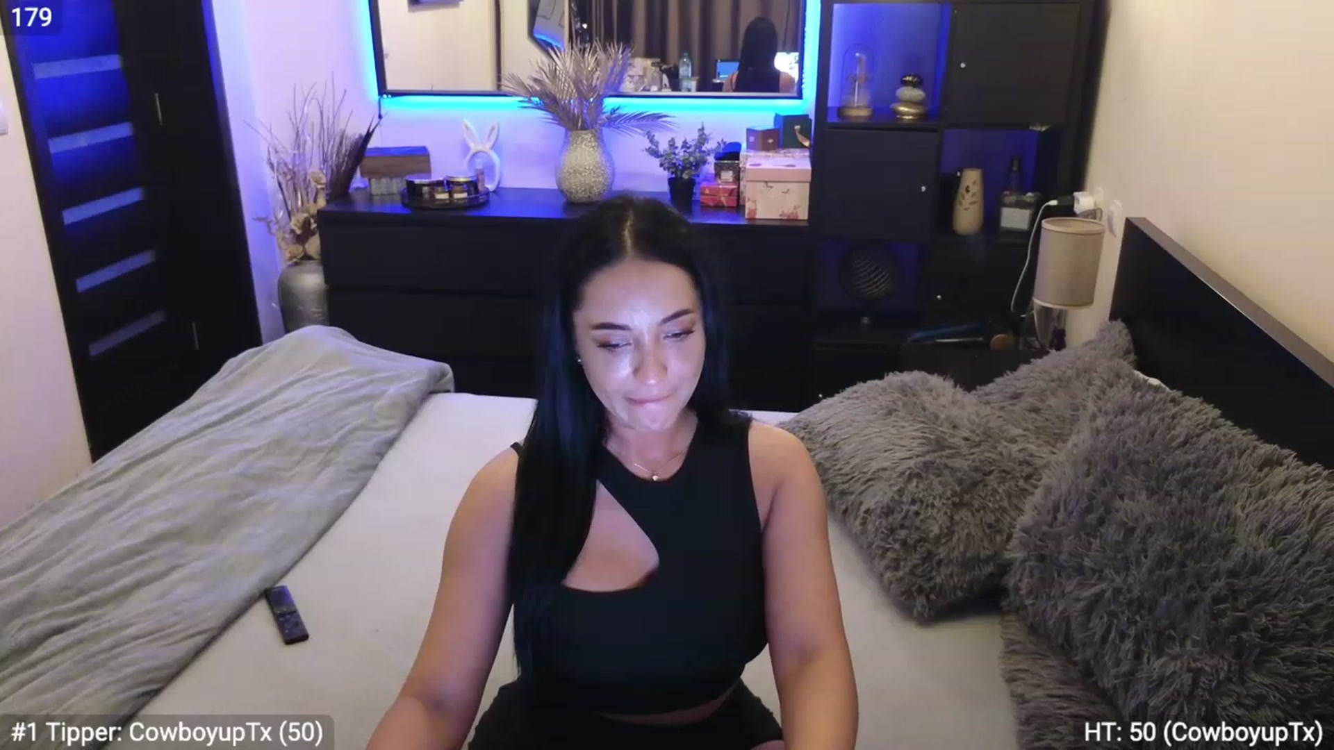 Gallery image thumbnail from EndlesssJoy's myfreecams stream on, 11/18/2023, 09:12 image 10 of 20