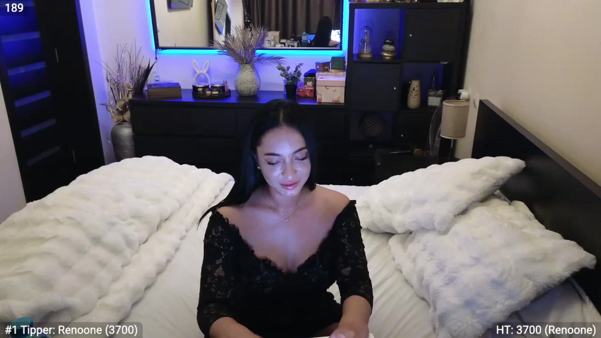 Gallery image thumbnail from EndlesssJoy's myfreecams stream on, 11/27/2023, 05:11 image 19 of 20