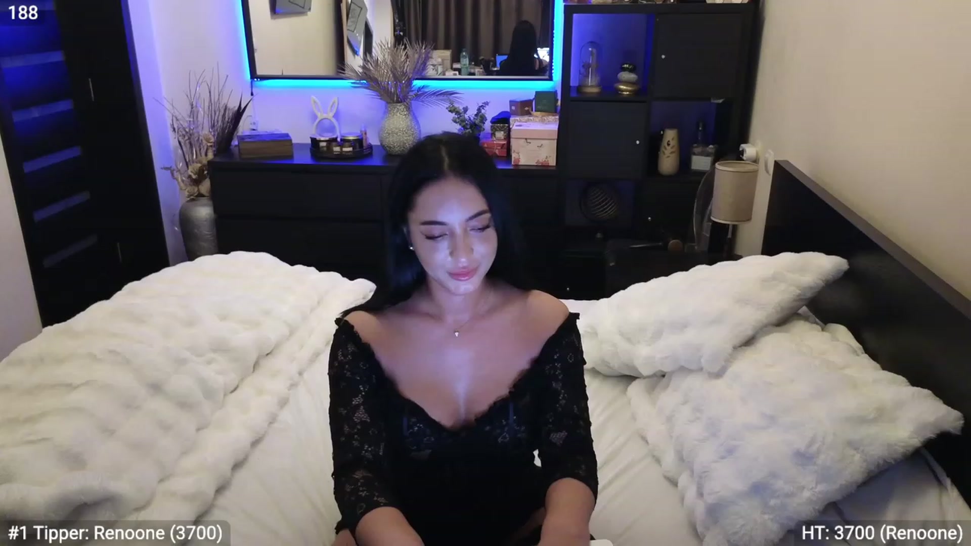 Gallery image thumbnail from EndlesssJoy's myfreecams stream on, 11/27/2023, 05:11 image 11 of 20
