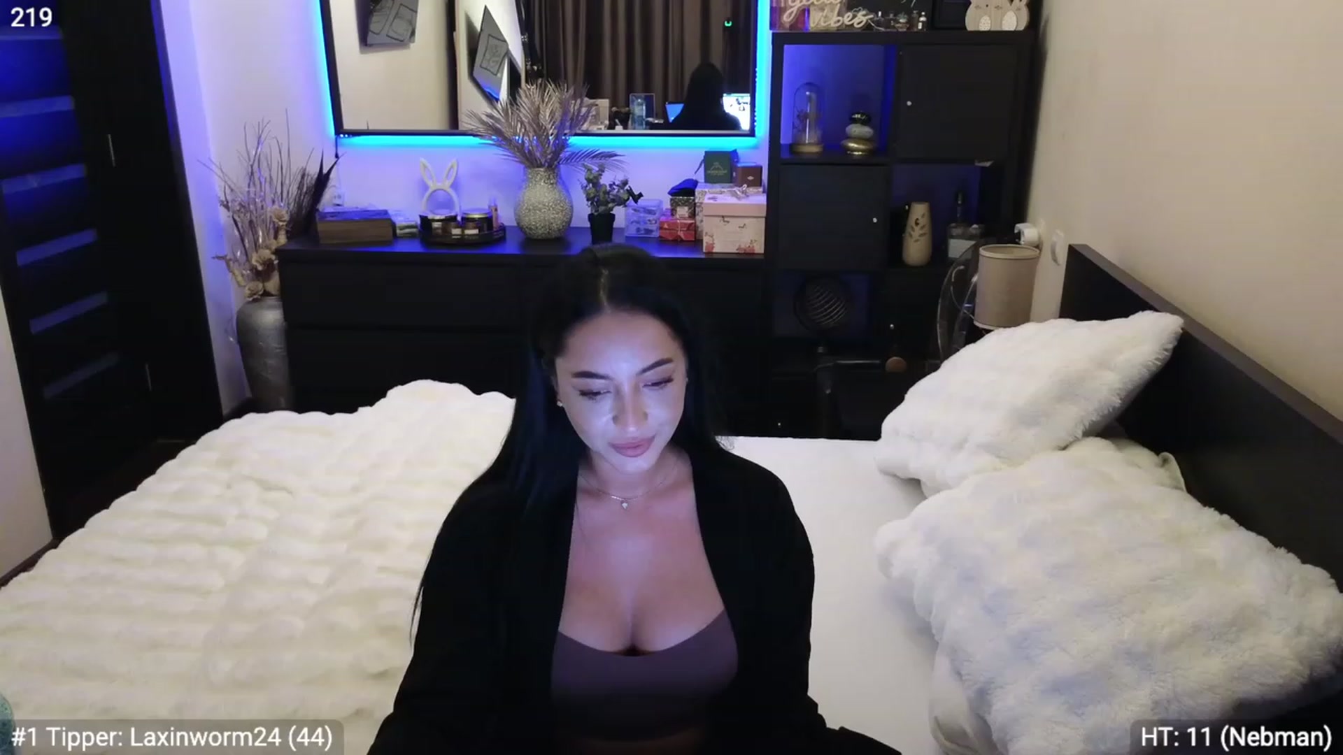 Gallery image thumbnail from EndlesssJoy's myfreecams stream on, 11/30/2023, 03:05 image 13 of 20