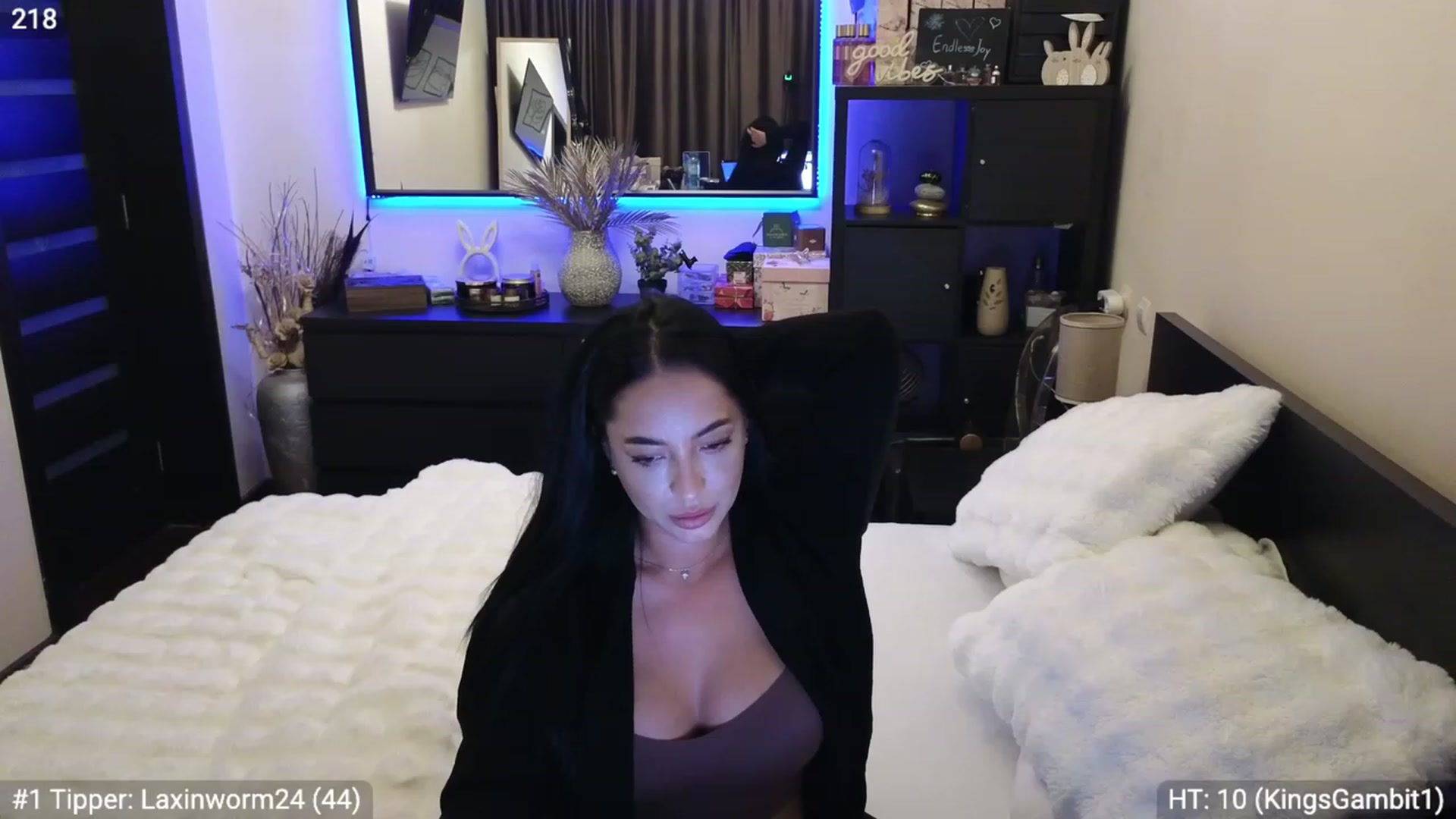 Gallery image thumbnail from EndlesssJoy's myfreecams stream on, 11/30/2023, 03:05 image 9 of 20
