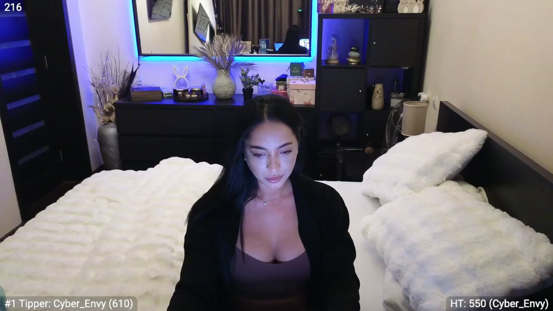 Gallery image thumbnail from EndlesssJoy's myfreecams stream on, 11/30/2023, 03:05 image 18 of 20