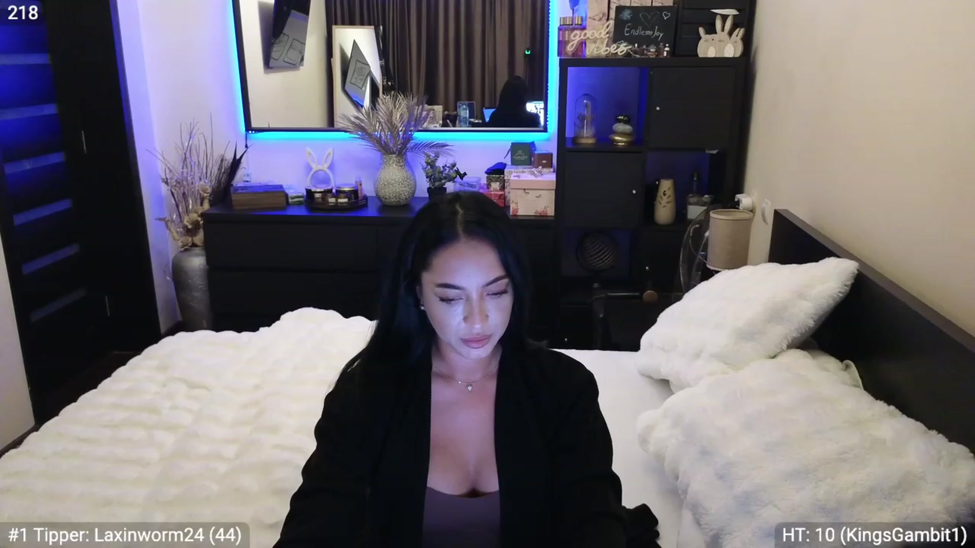 Gallery image thumbnail from EndlesssJoy's myfreecams stream on, 11/30/2023, 03:05 image 7 of 20