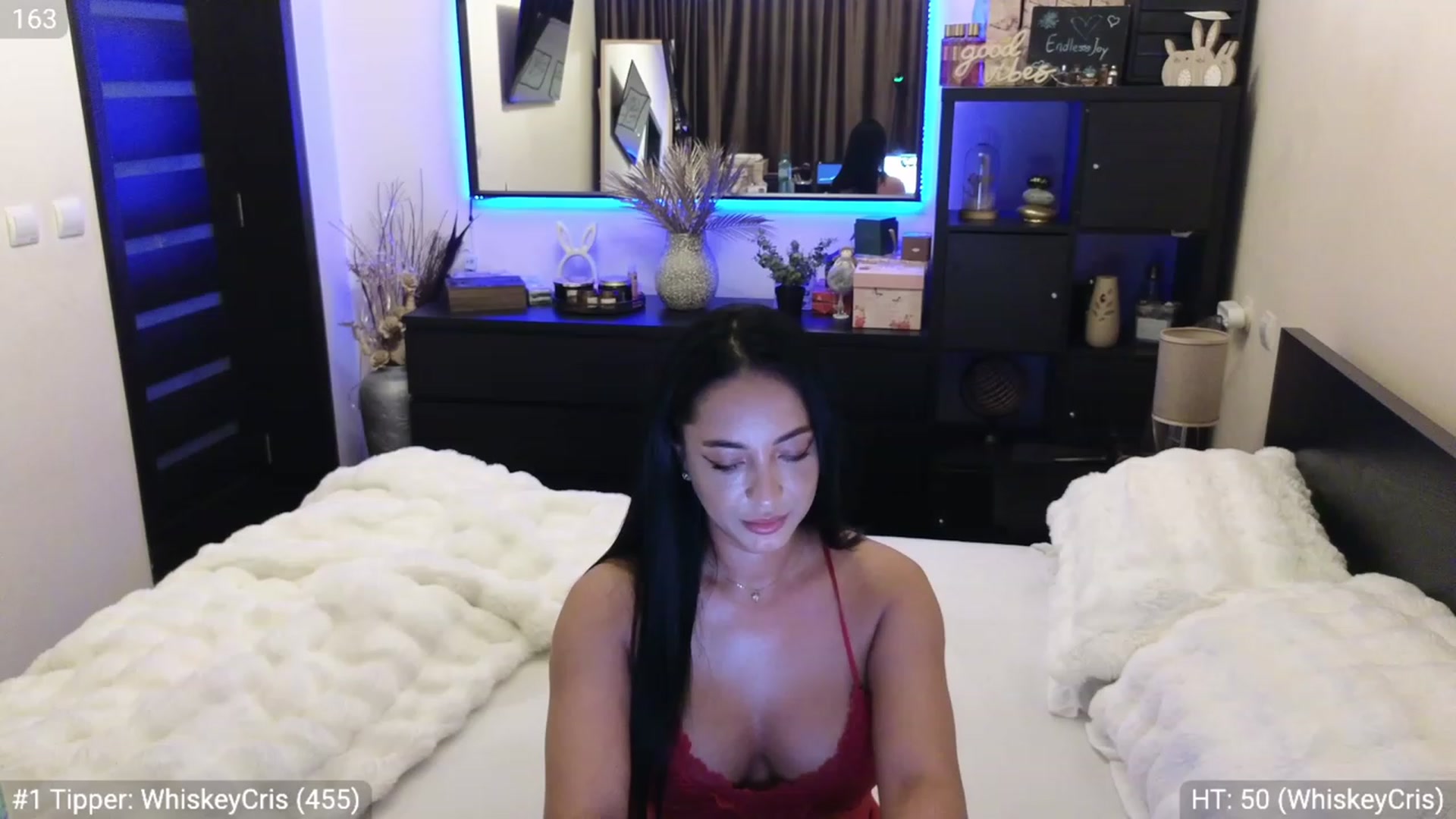 Gallery image thumbnail from EndlesssJoy's myfreecams stream on, 12/04/2023, 03:20 image 1 of 20