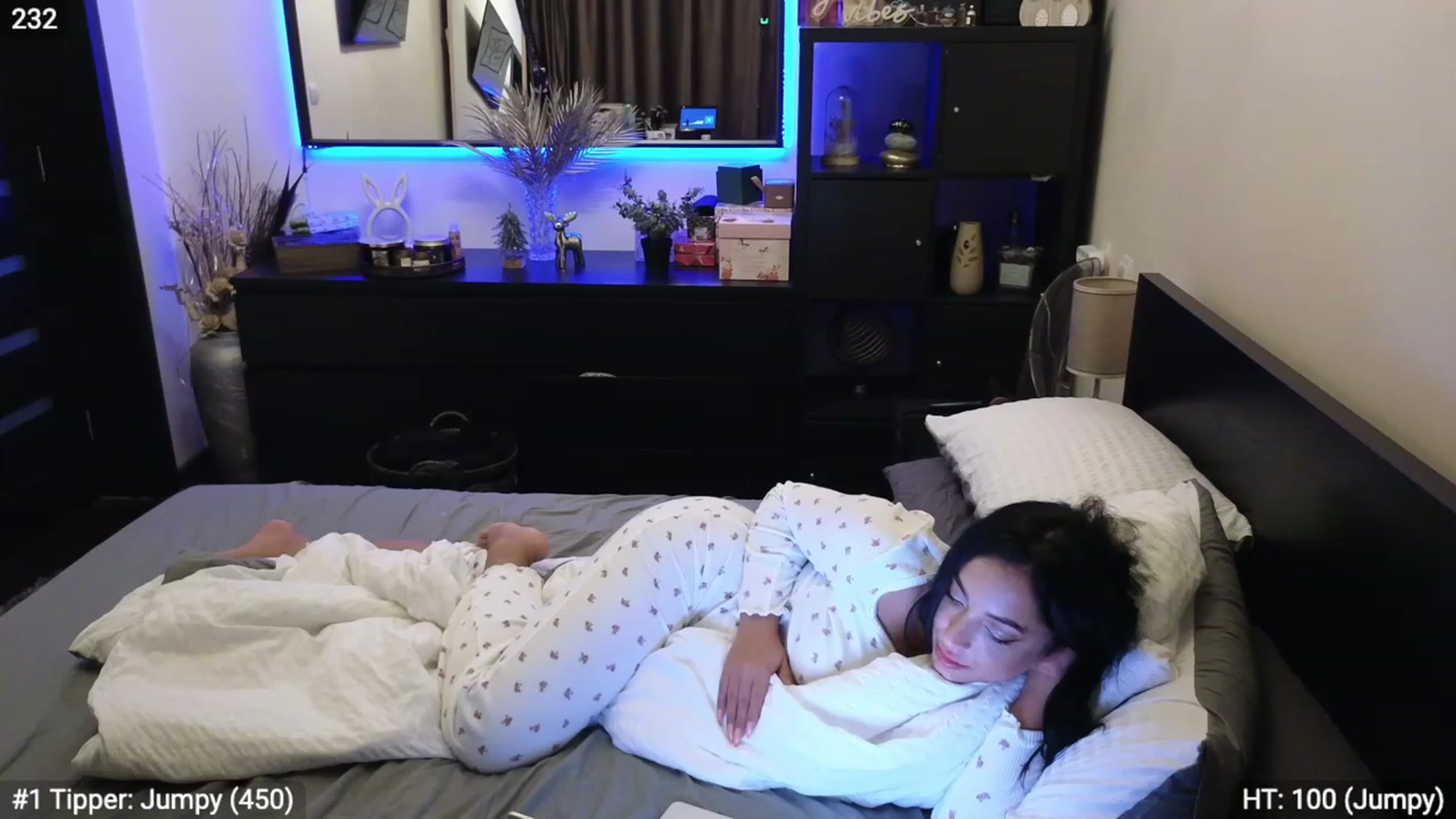 Gallery image thumbnail from EndlesssJoy's myfreecams stream on, 12/07/2023, 07:41 image 14 of 20