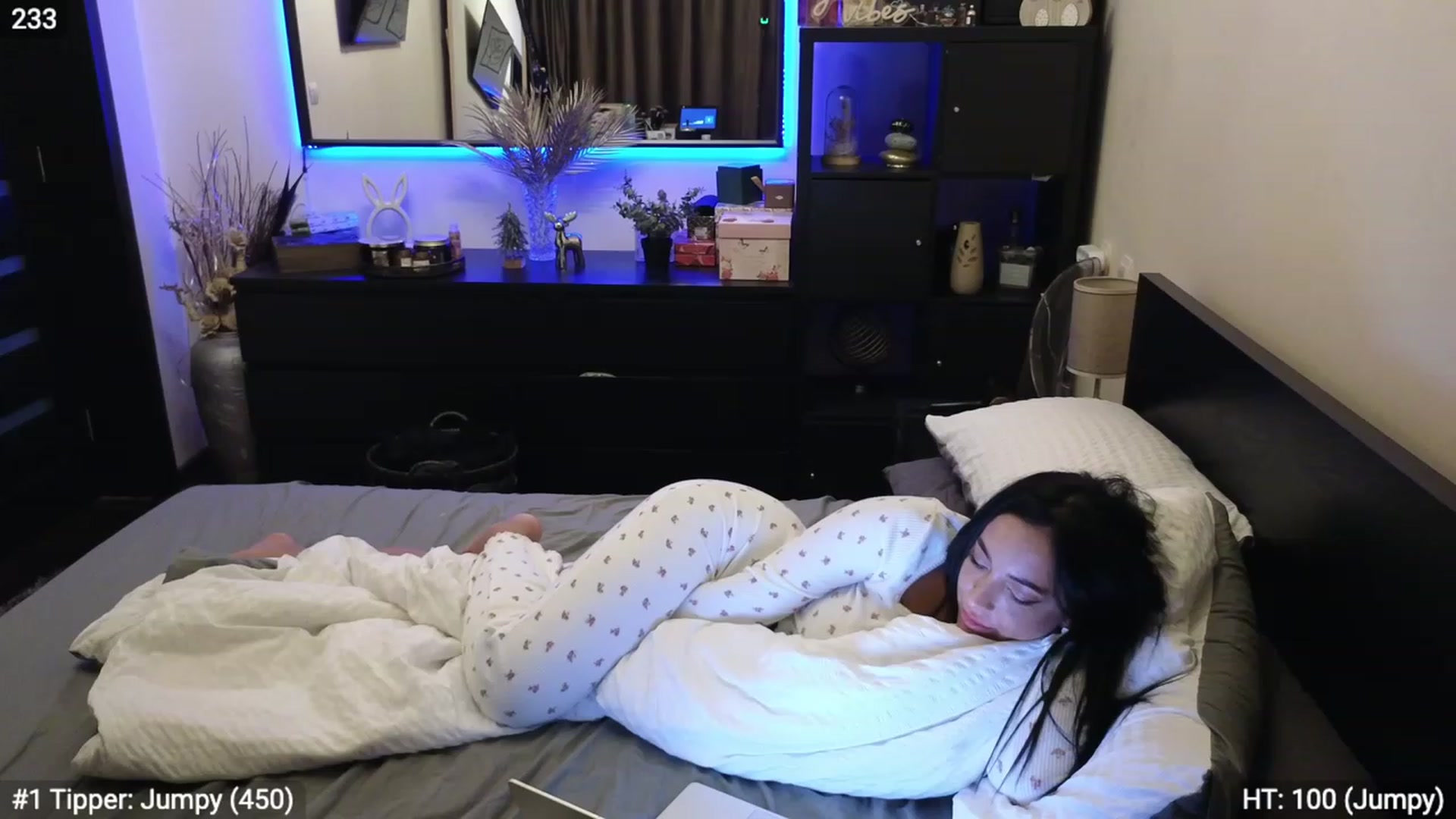 Gallery image thumbnail from EndlesssJoy's myfreecams stream on, 12/07/2023, 07:41 image 10 of 20