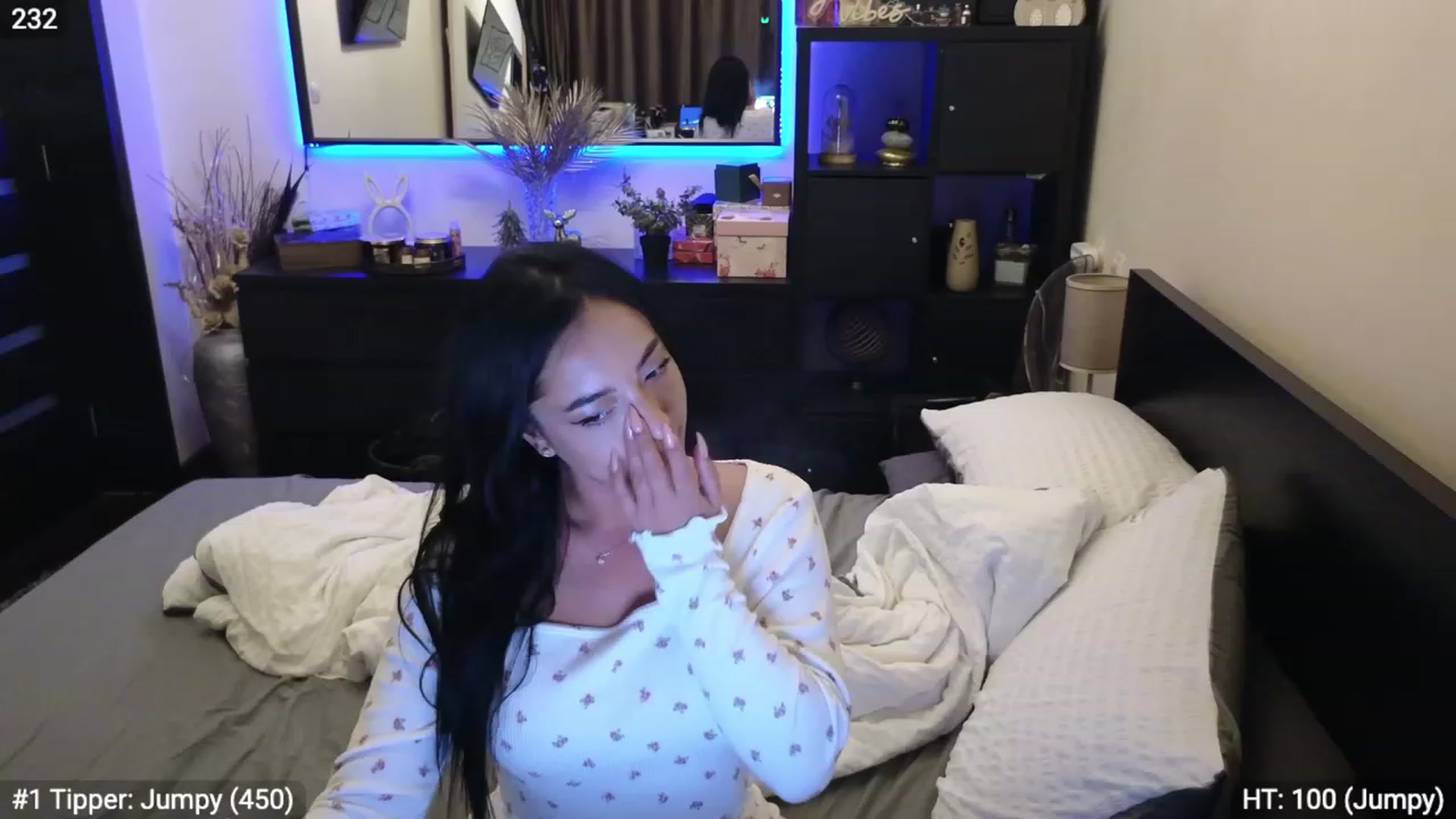 Gallery image thumbnail from EndlesssJoy's myfreecams stream on, 12/07/2023, 07:41 image 16 of 20