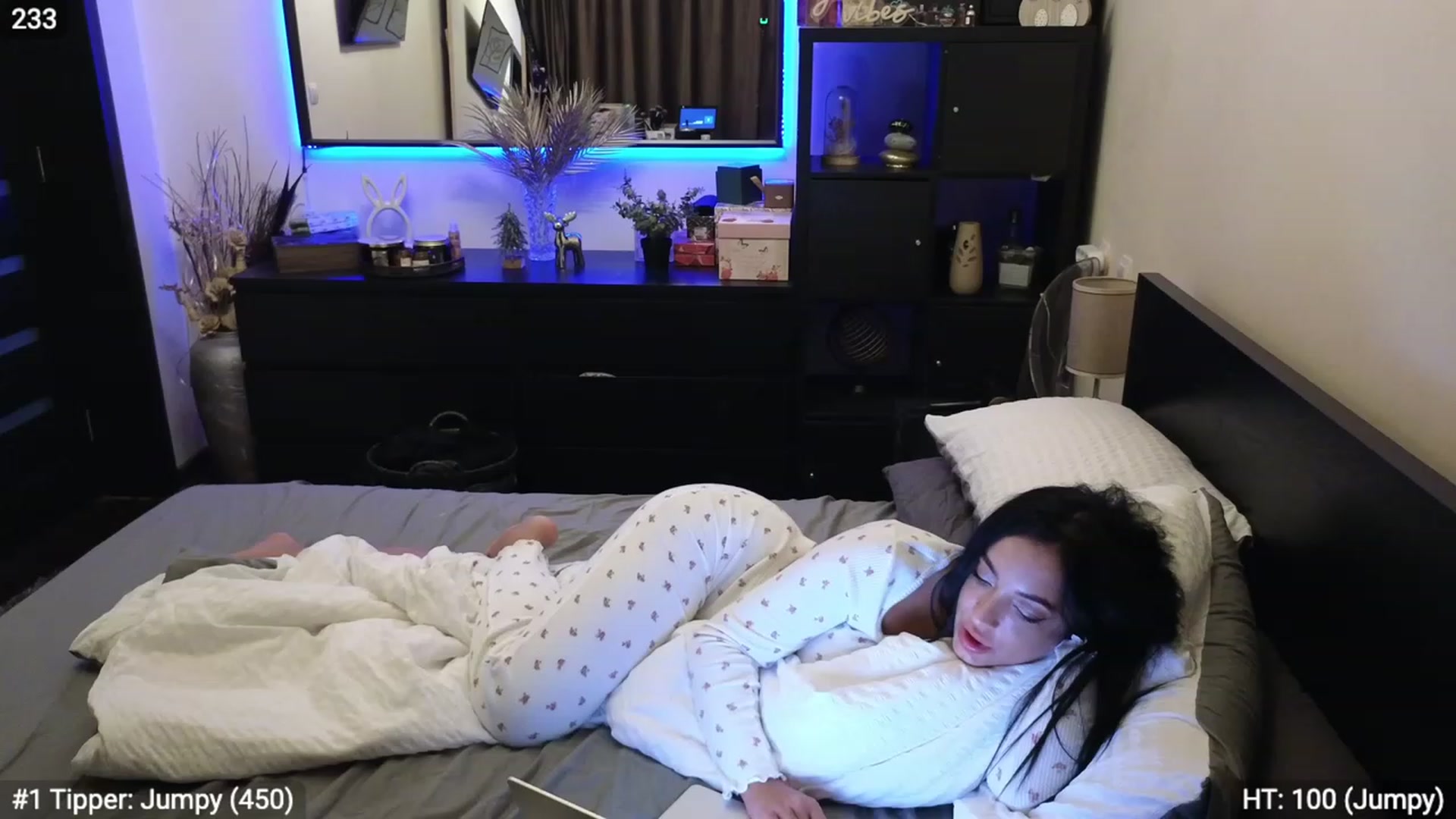 Gallery image thumbnail from EndlesssJoy's myfreecams stream on, 12/07/2023, 07:41 image 12 of 20
