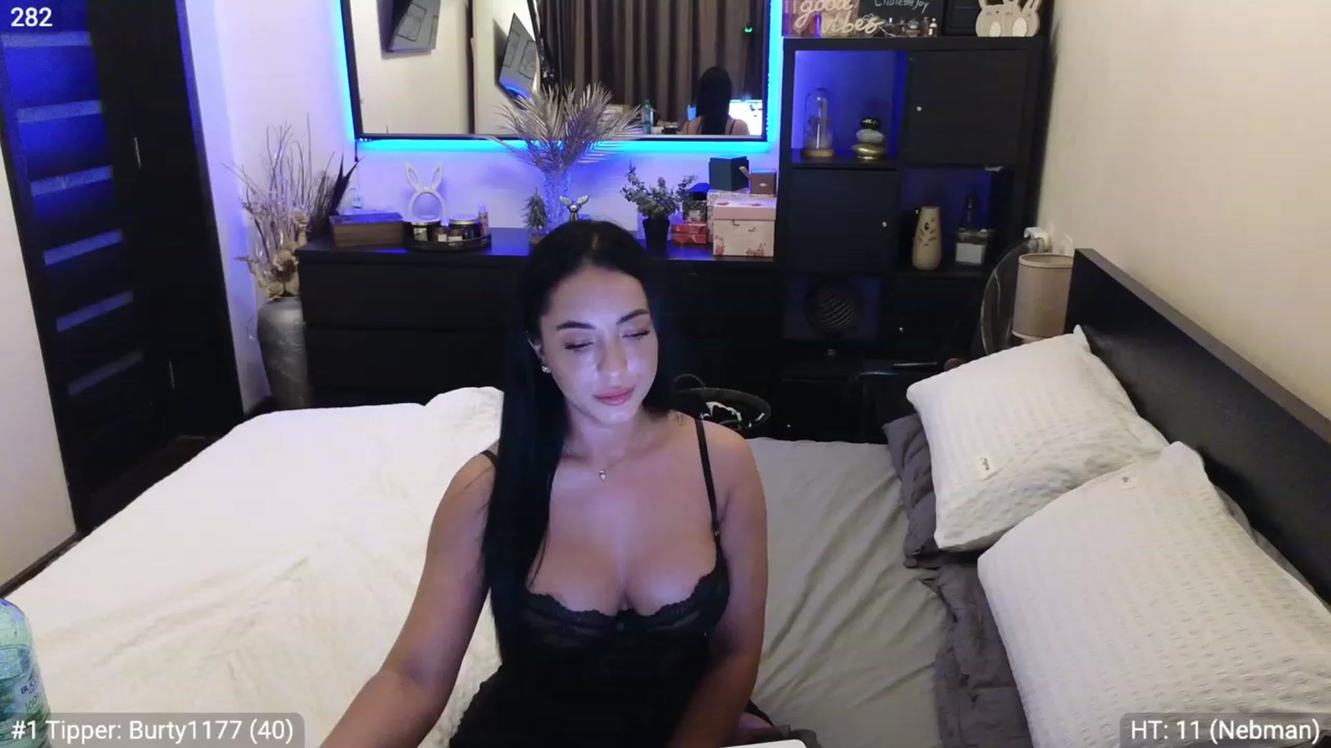 Gallery image thumbnail from EndlesssJoy's myfreecams stream on, 12/08/2023, 07:36 image 2 of 20