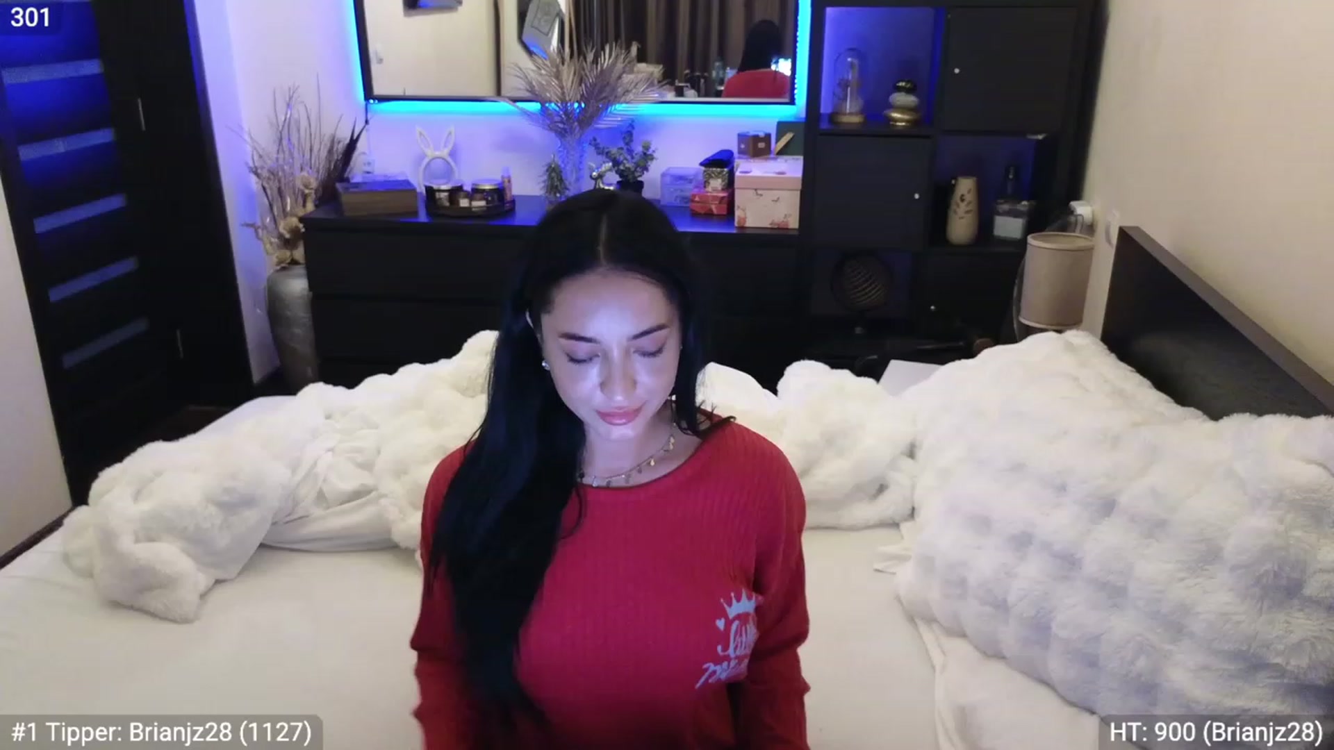 Gallery image thumbnail from EndlesssJoy's myfreecams stream on, 12/15/2023, 08:57 image 17 of 20