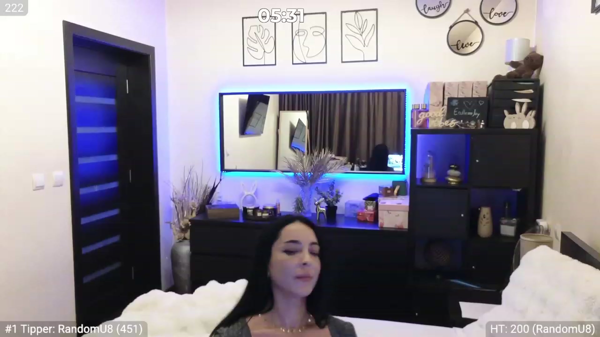 Gallery image thumbnail from EndlesssJoy's myfreecams stream on, 12/17/2023, 08:58 image 10 of 20