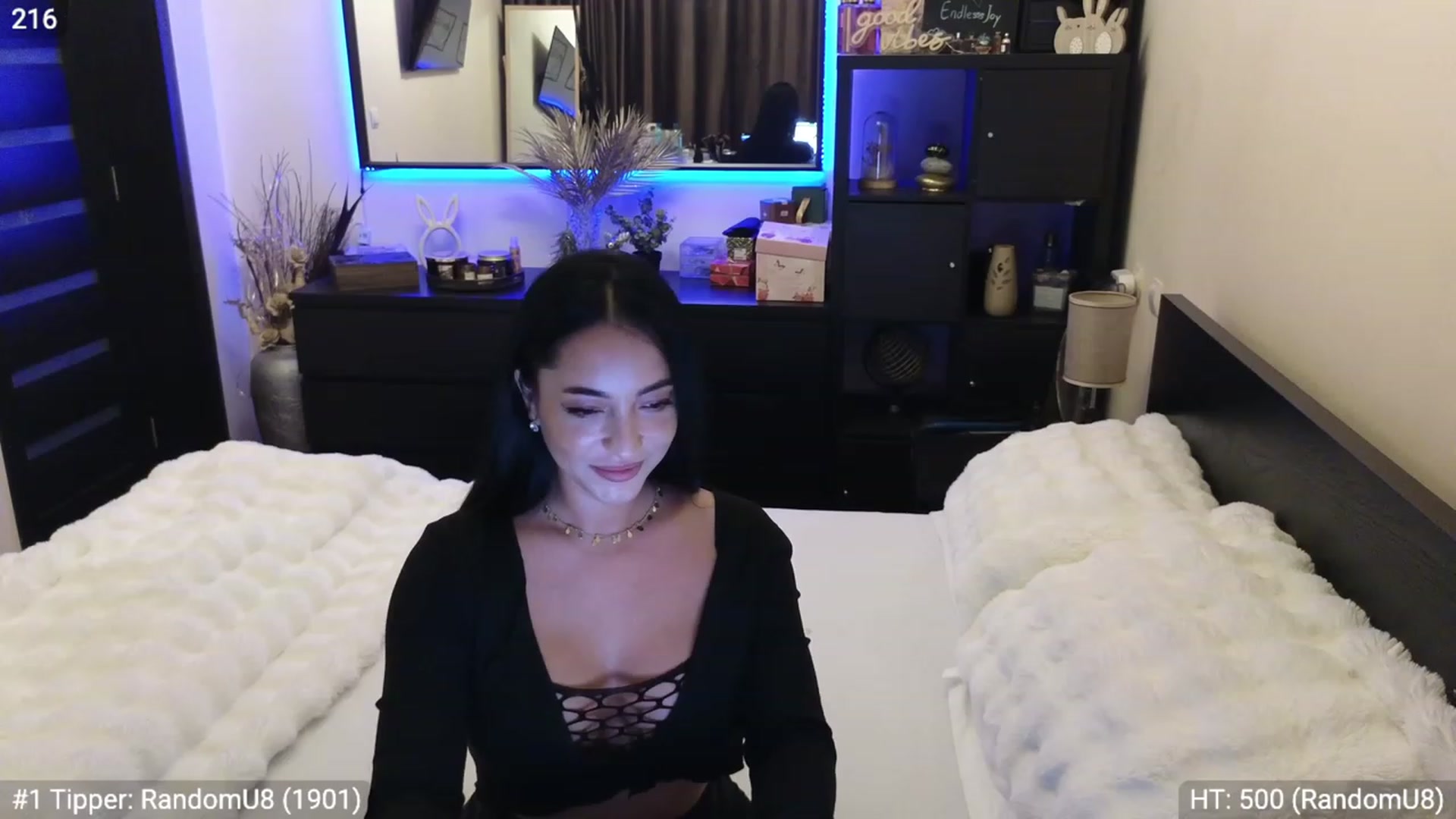 Gallery image thumbnail from EndlesssJoy's myfreecams stream on, 12/18/2023, 04:57 image 13 of 20