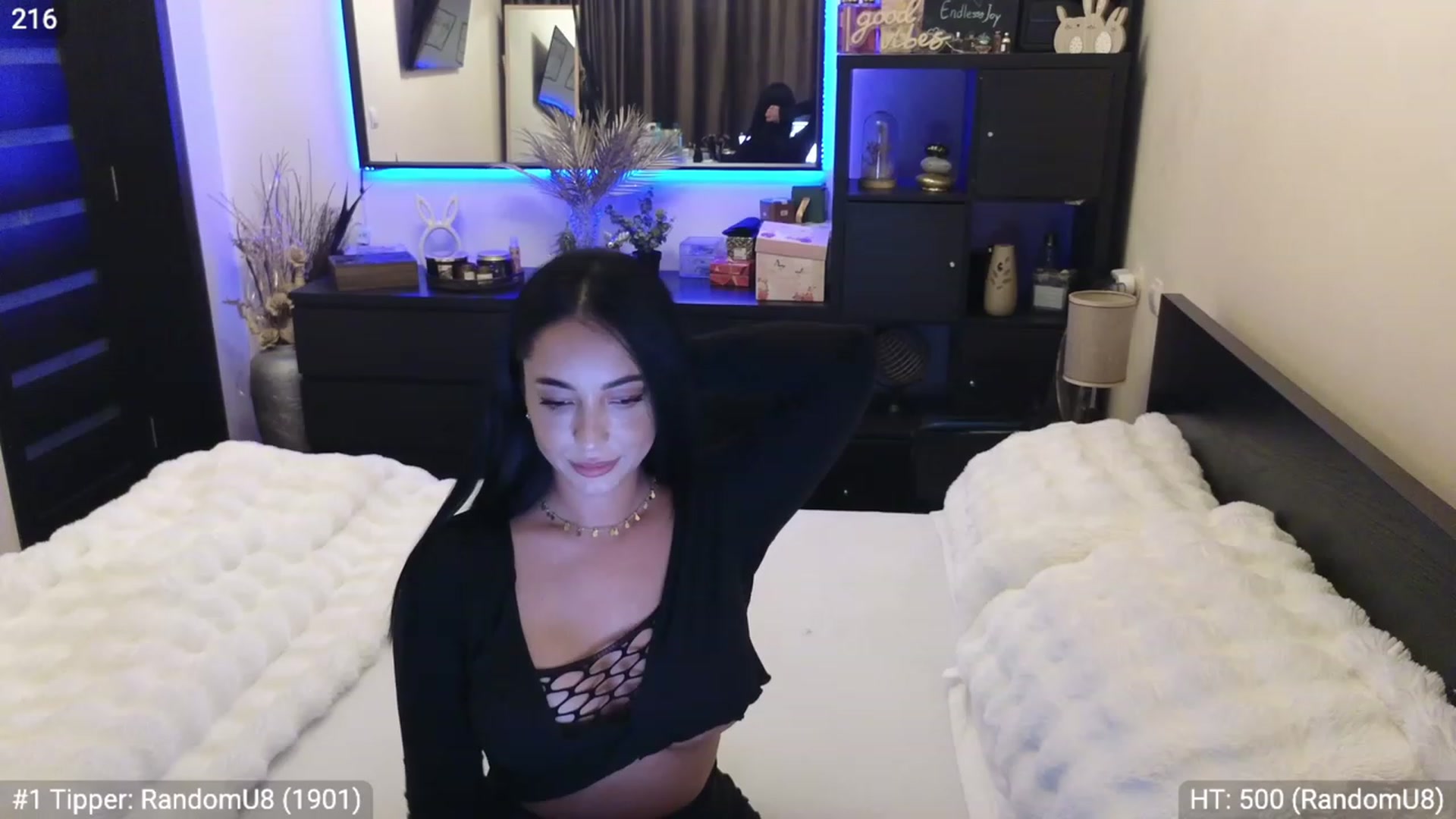 Gallery image thumbnail from EndlesssJoy's myfreecams stream on, 12/18/2023, 04:57 image 14 of 20