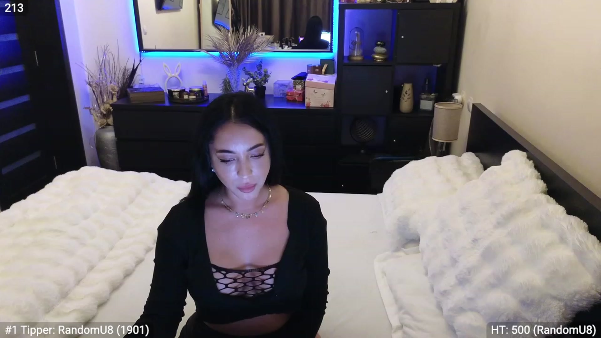 Gallery image thumbnail from EndlesssJoy's myfreecams stream on, 12/18/2023, 07:00 image 3 of 20