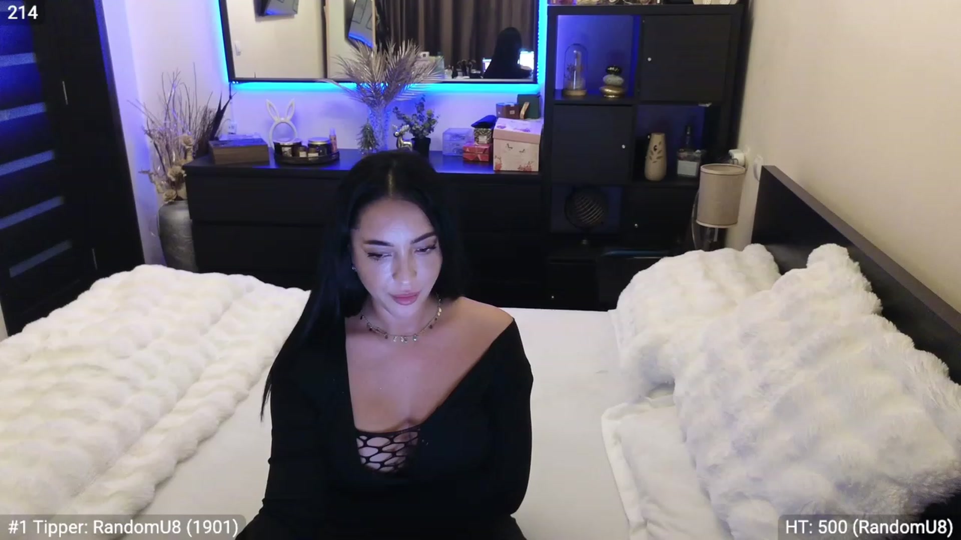 Gallery image thumbnail from EndlesssJoy's myfreecams stream on, 12/18/2023, 07:00 image 10 of 20
