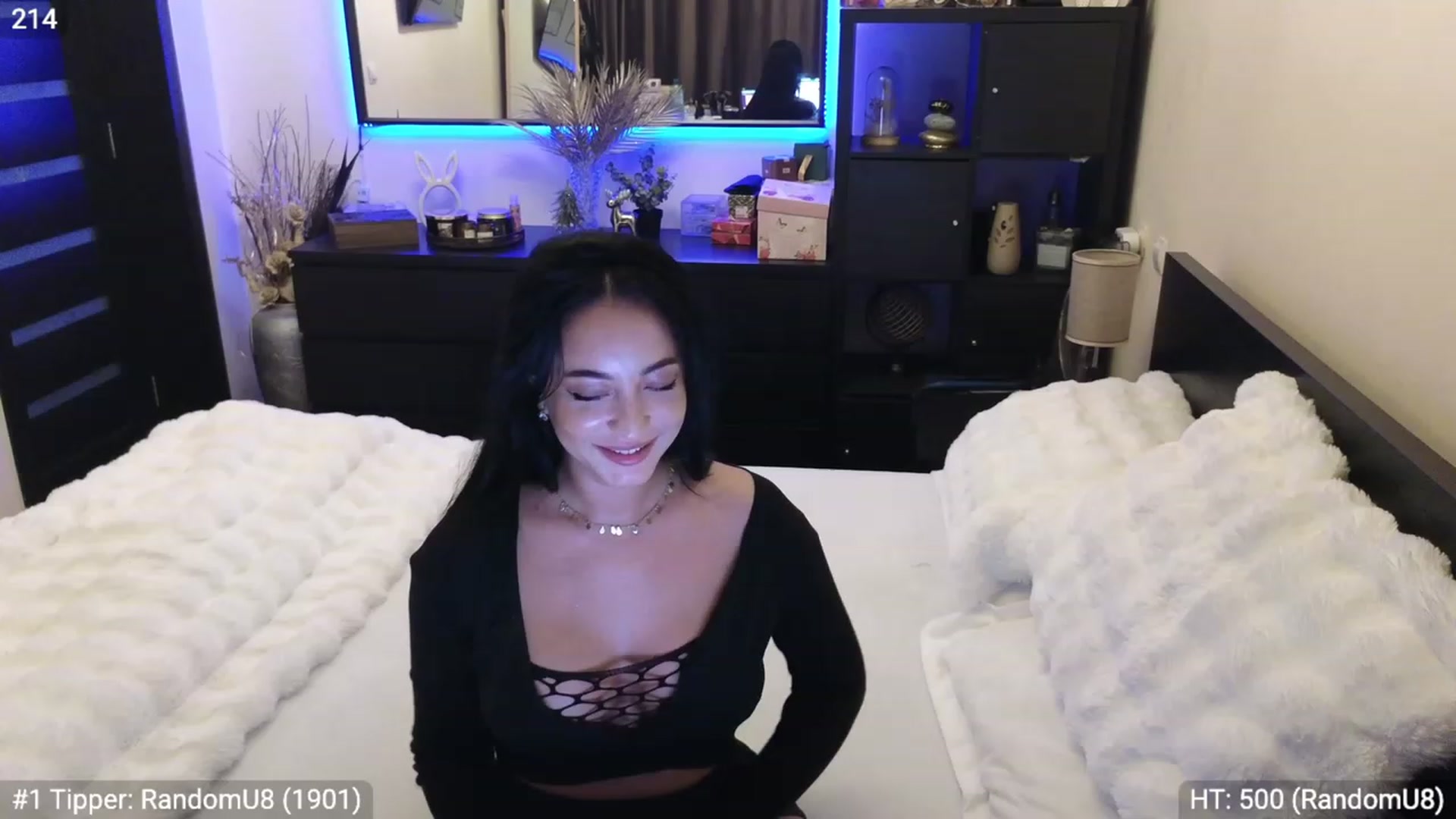 Gallery image thumbnail from EndlesssJoy's myfreecams stream on, 12/18/2023, 07:00 image 11 of 20