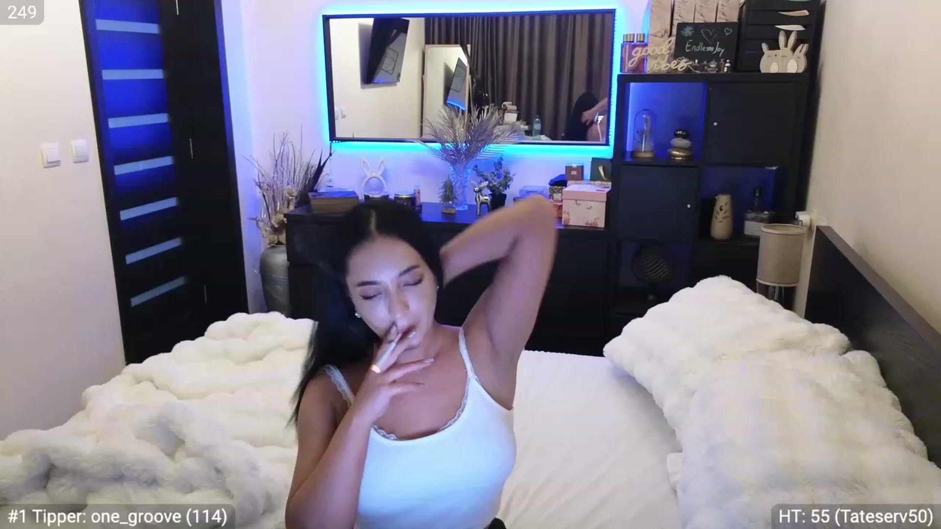 Gallery image thumbnail from EndlesssJoy's myfreecams stream on, 12/24/2023, 09:30 image 6 of 20