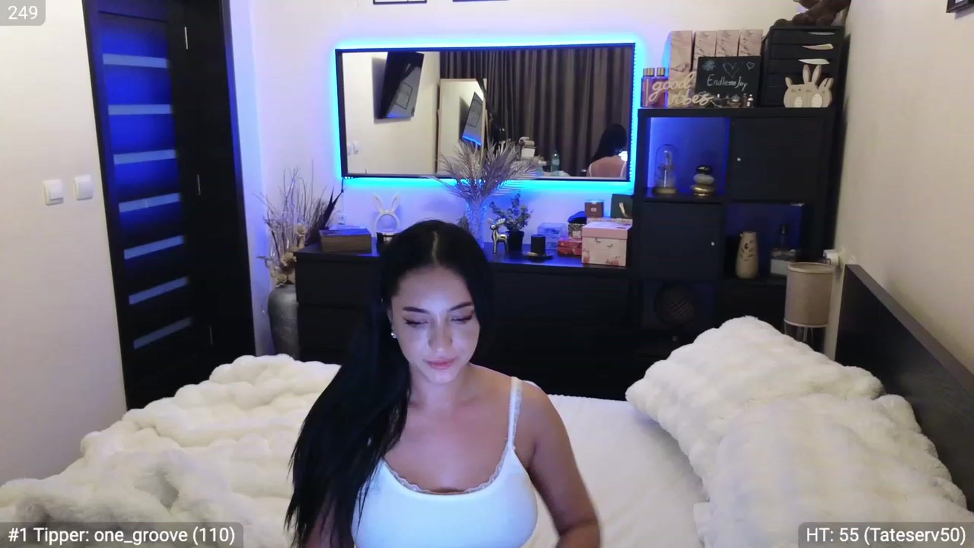 Gallery image thumbnail from EndlesssJoy's myfreecams stream on, 12/24/2023, 09:30 image 5 of 20