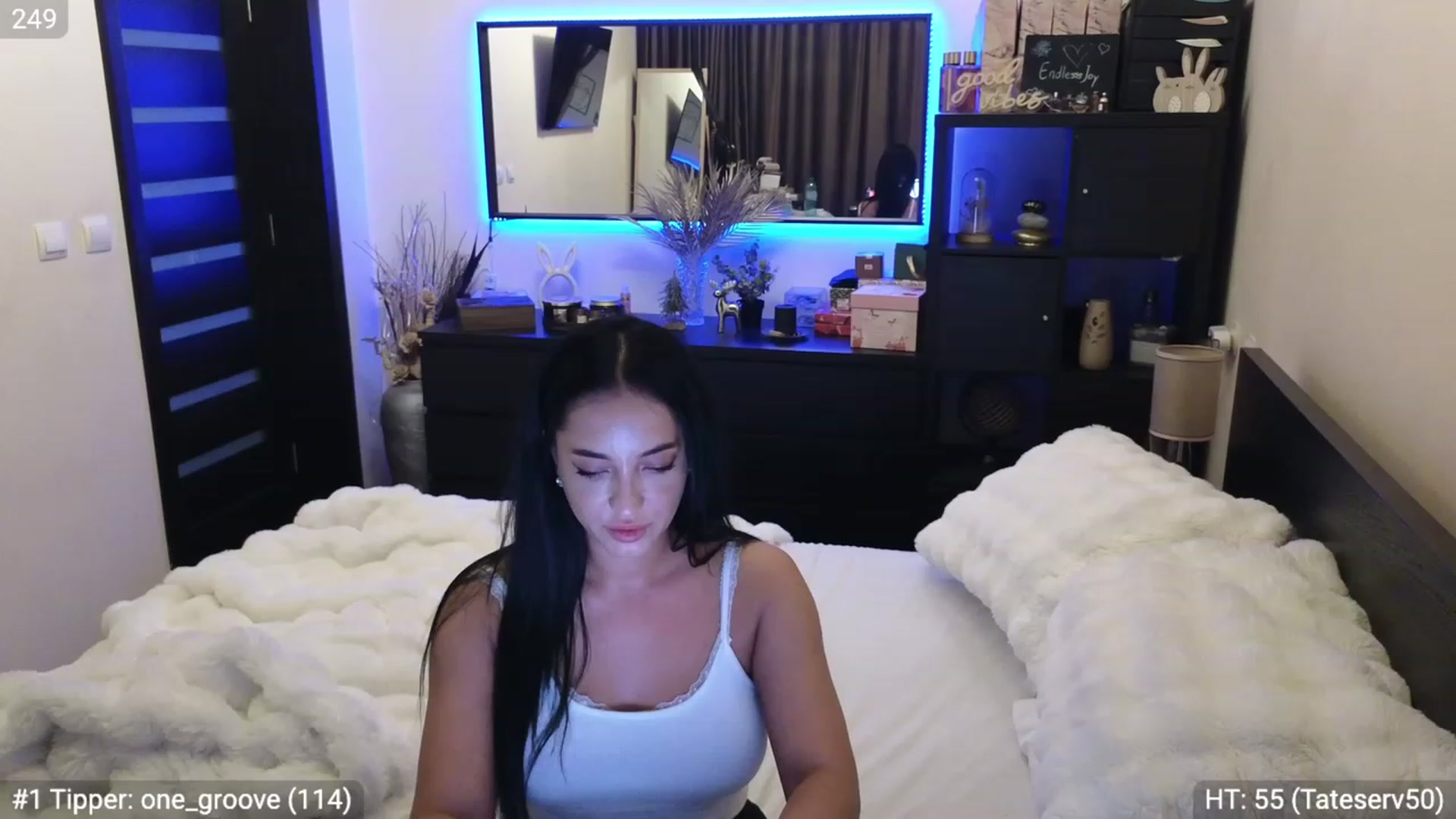 Gallery image thumbnail from EndlesssJoy's myfreecams stream on, 12/24/2023, 09:30 image 11 of 20