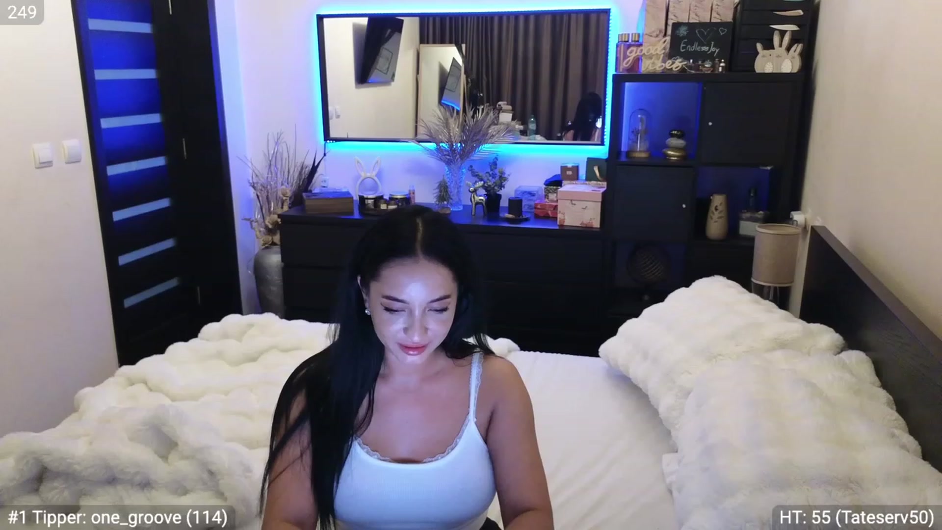 Gallery image thumbnail from EndlesssJoy's myfreecams stream on, 12/24/2023, 09:30 image 9 of 20