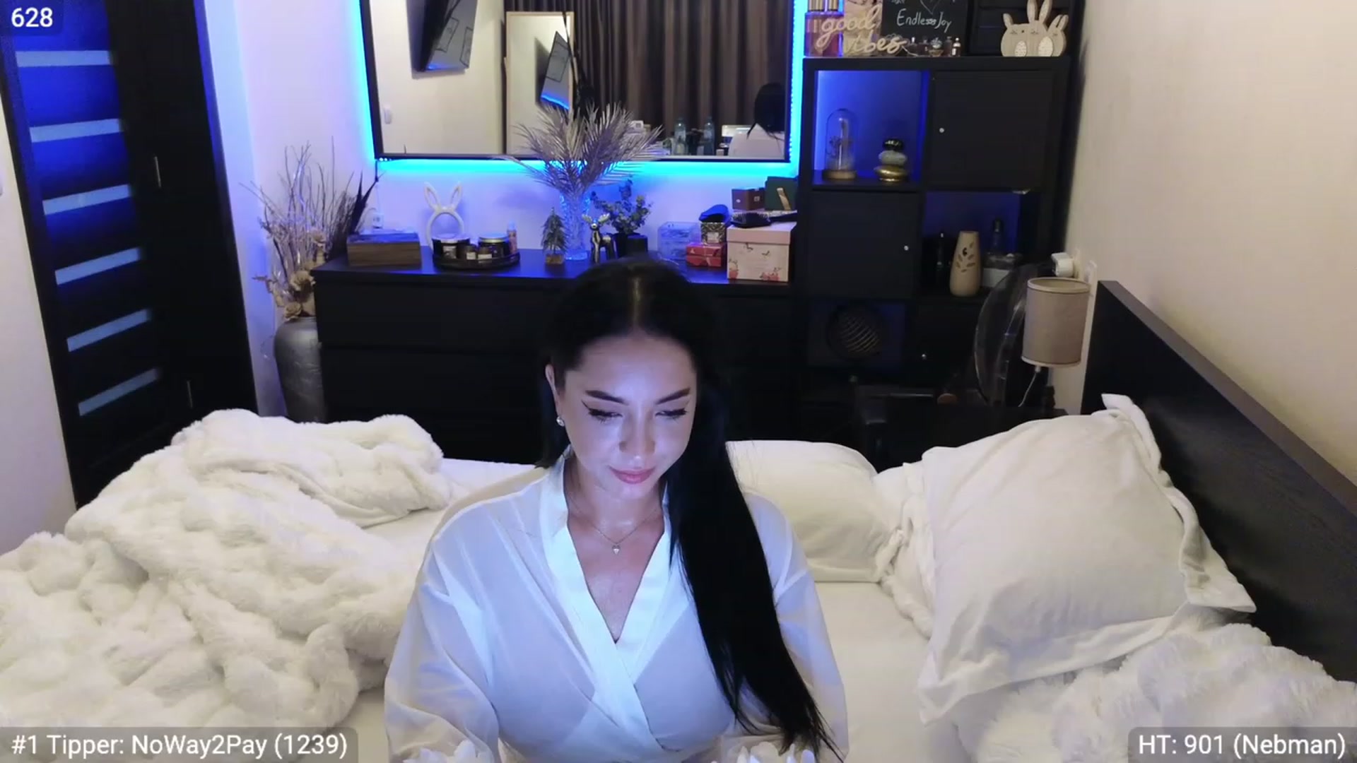 Gallery image thumbnail from EndlesssJoy's myfreecams stream on, 01/05/2024, 08:03 image 6 of 20