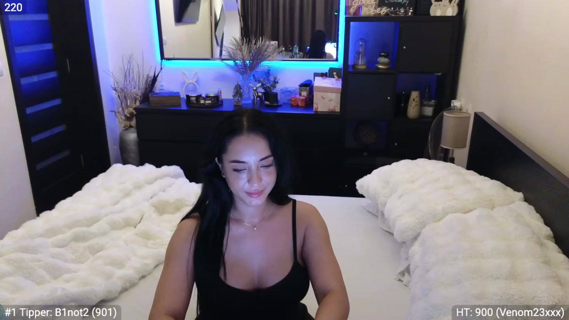 Gallery image thumbnail from EndlesssJoy's myfreecams stream on, 01/08/2024, 09:41 image 7 of 20