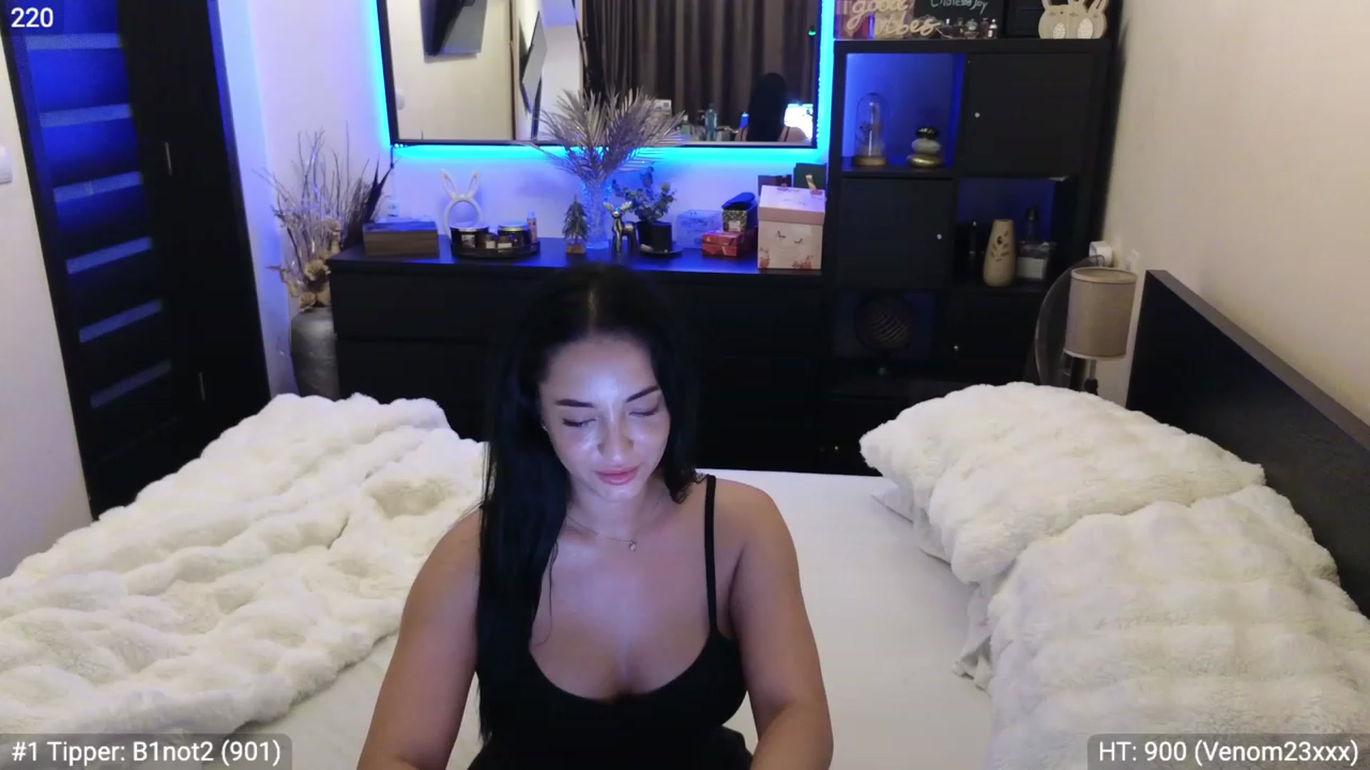 Gallery image thumbnail from EndlesssJoy's myfreecams stream on, 01/08/2024, 09:41 image 5 of 20