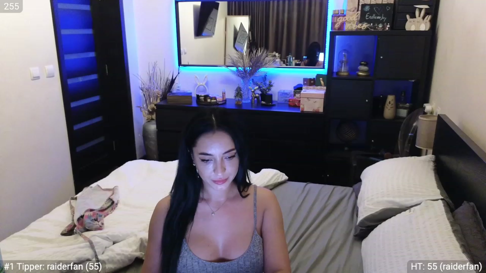 Gallery image thumbnail from EndlesssJoy's myfreecams stream on, 01/12/2024, 08:47 image 12 of 20