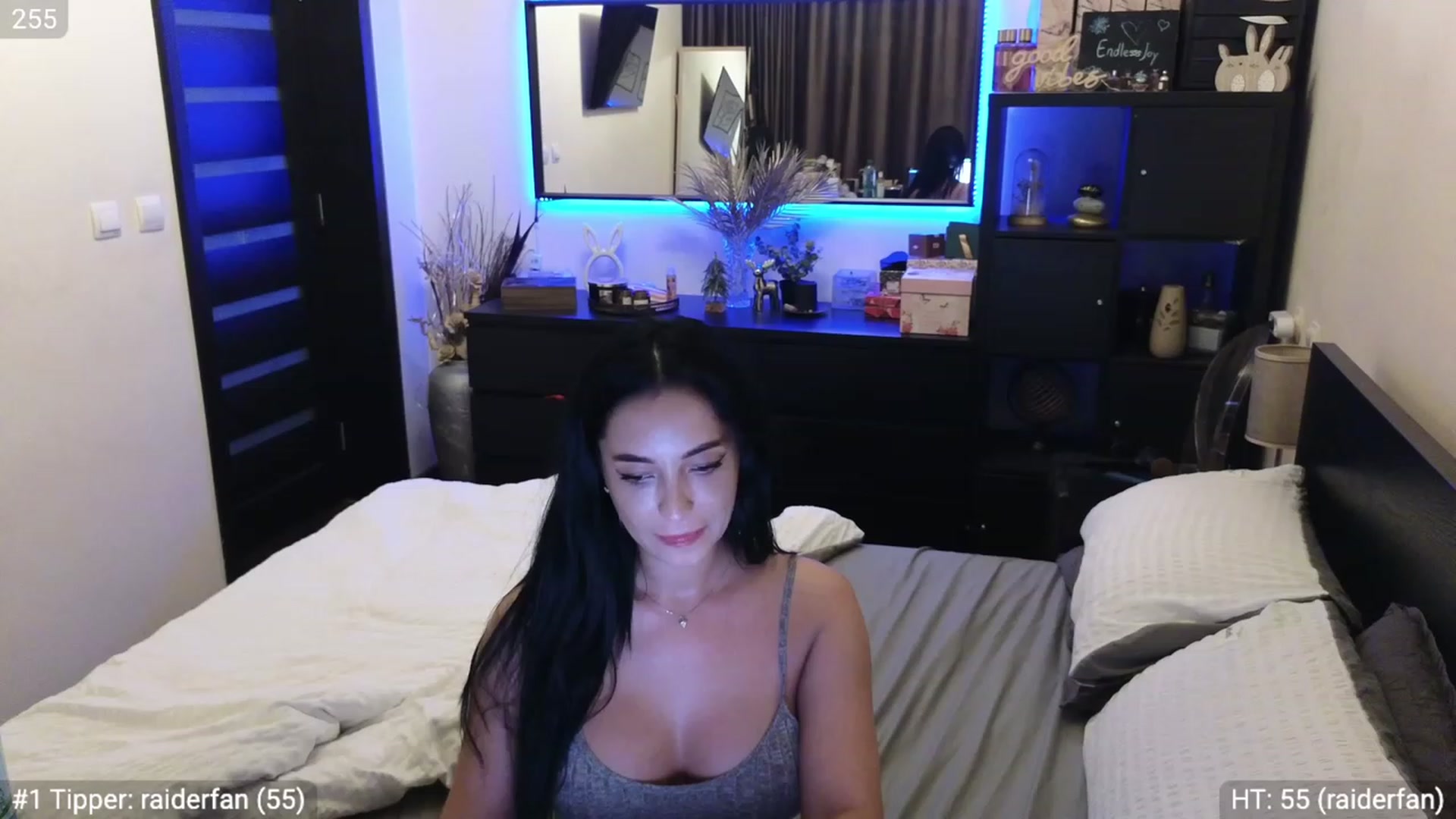 Gallery image thumbnail from EndlesssJoy's myfreecams stream on, 01/12/2024, 08:47 image 17 of 20