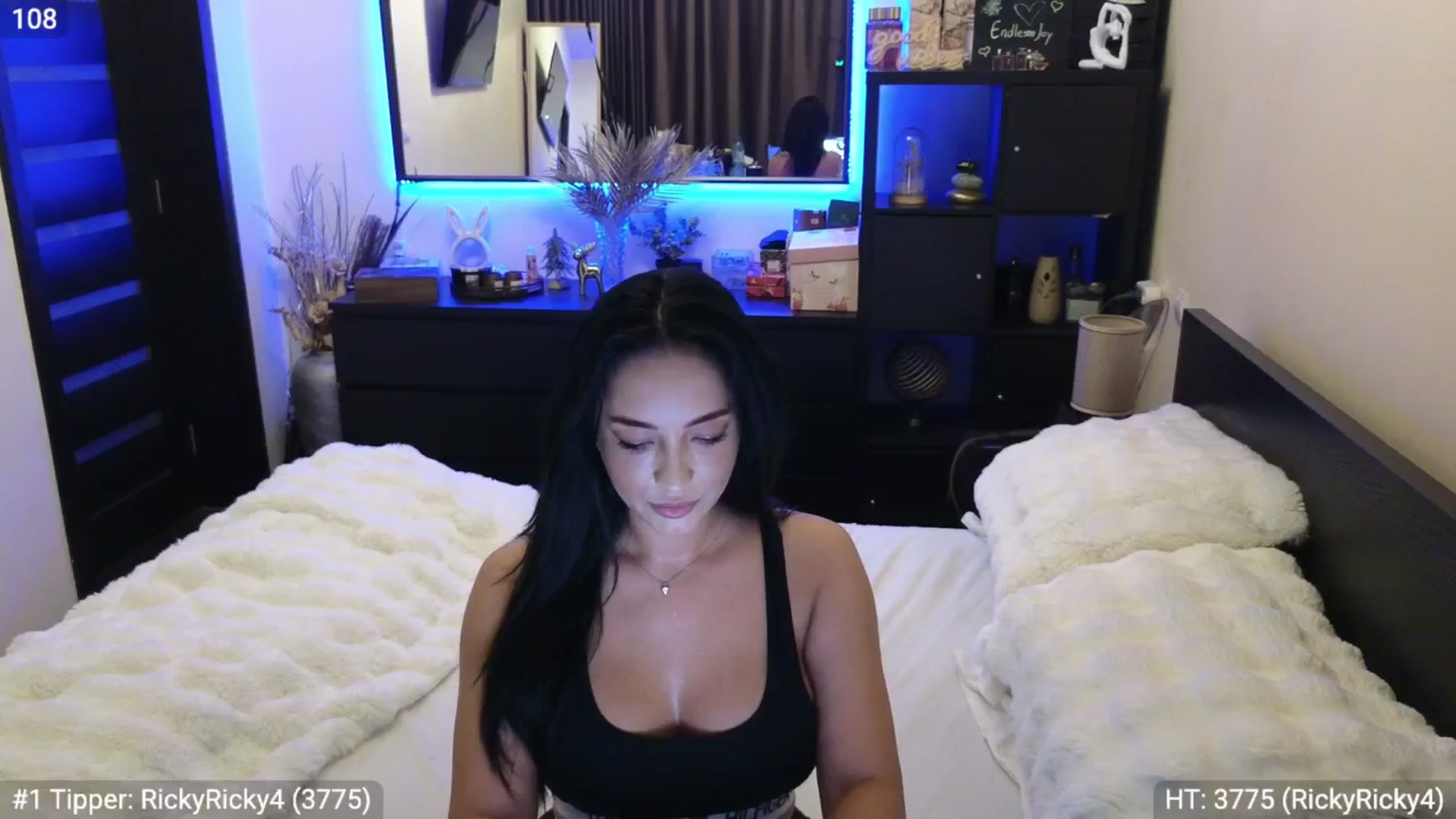 Gallery image thumbnail from EndlesssJoy's myfreecams stream on, 02/04/2024, 05:03 image 2 of 20