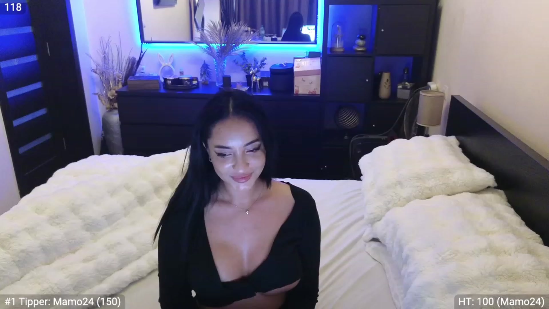 Gallery image thumbnail from EndlesssJoy's myfreecams stream on, 03/02/2024, 08:42 image 16 of 20