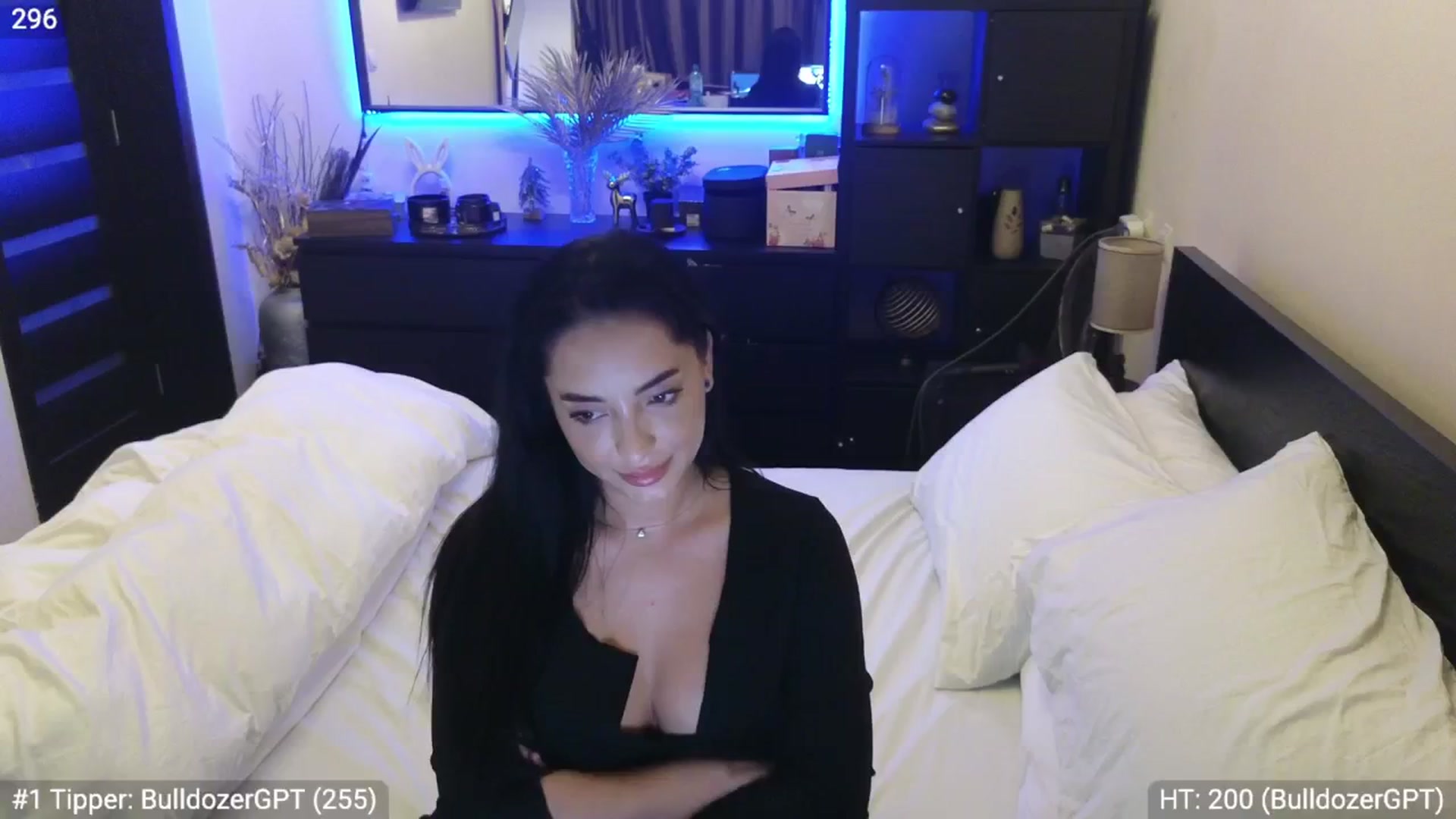 Gallery image thumbnail from EndlesssJoy's myfreecams stream on, 03/07/2024, 03:10 image 4 of 20