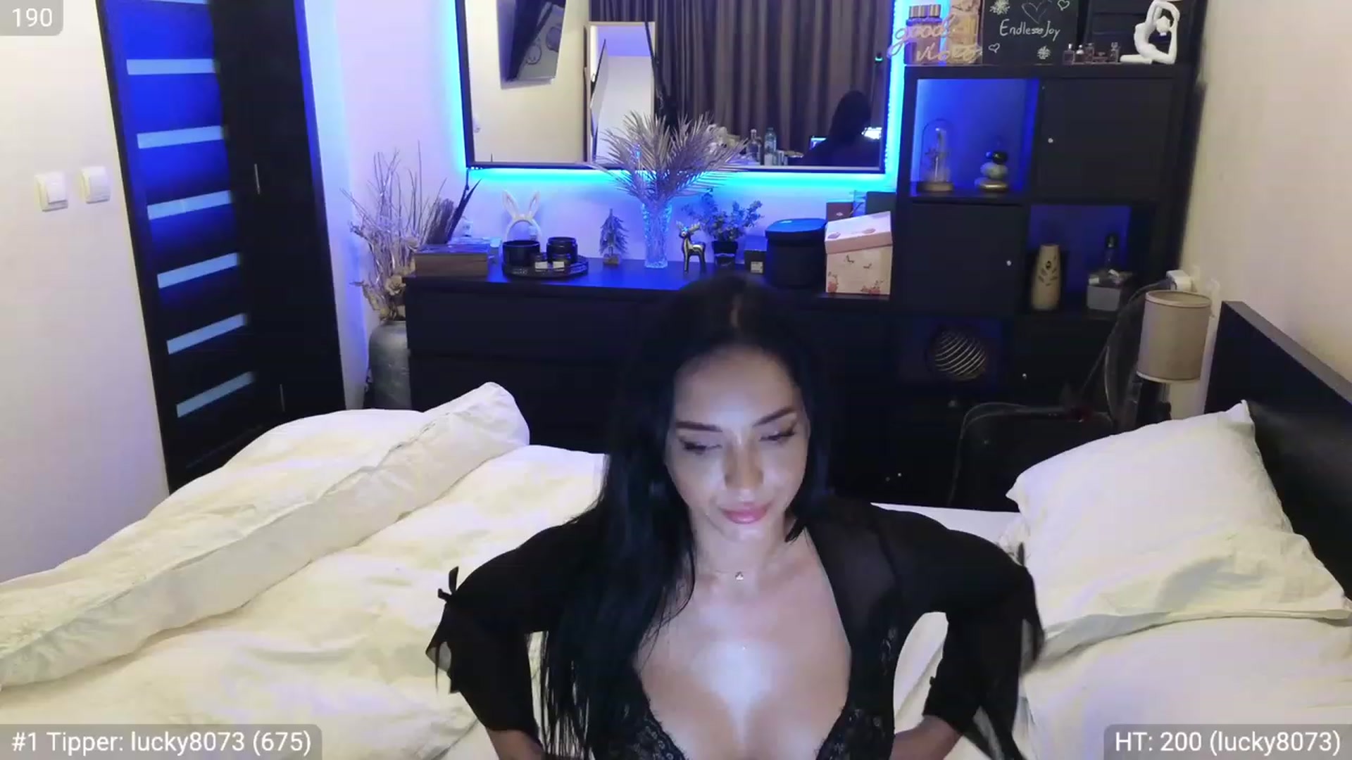 Gallery image thumbnail from EndlesssJoy's myfreecams stream on, 03/09/2024, 09:05 image 1 of 20