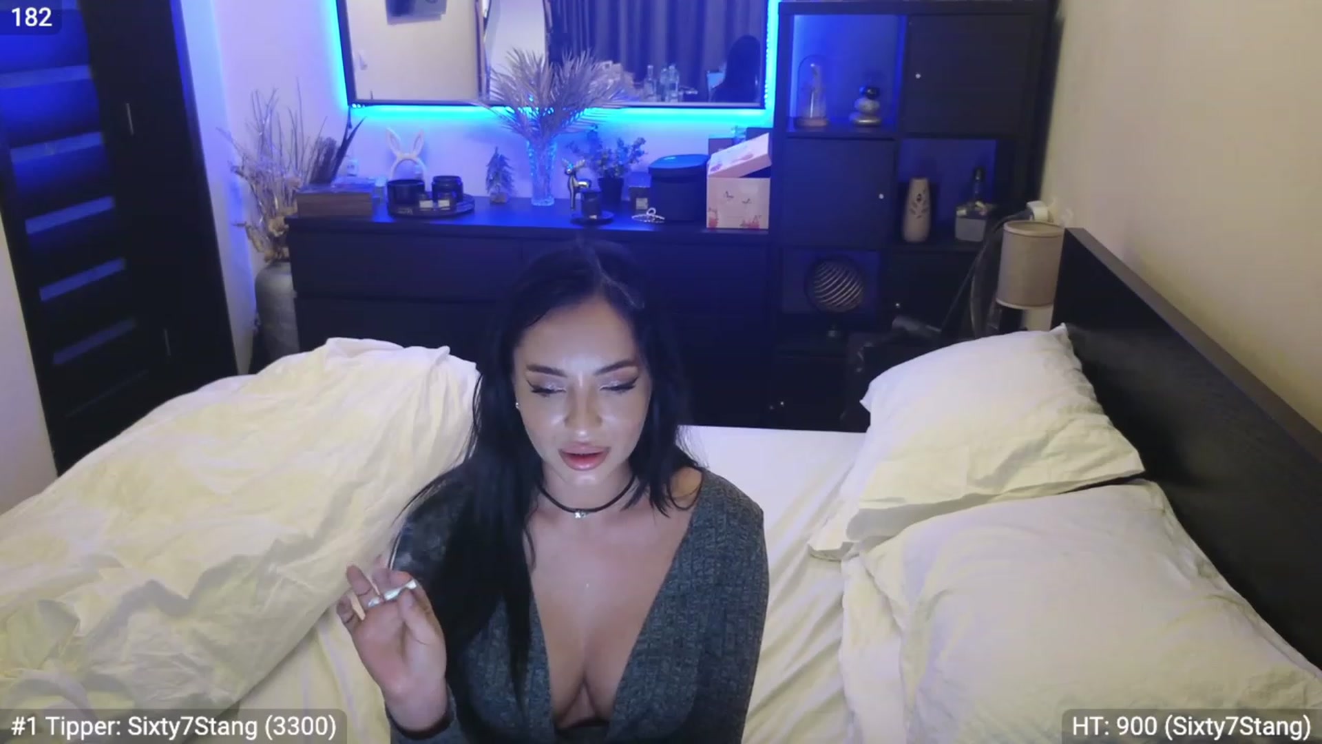 Gallery image thumbnail from EndlesssJoy's myfreecams stream on, 03/10/2024, 05:49 image 14 of 20