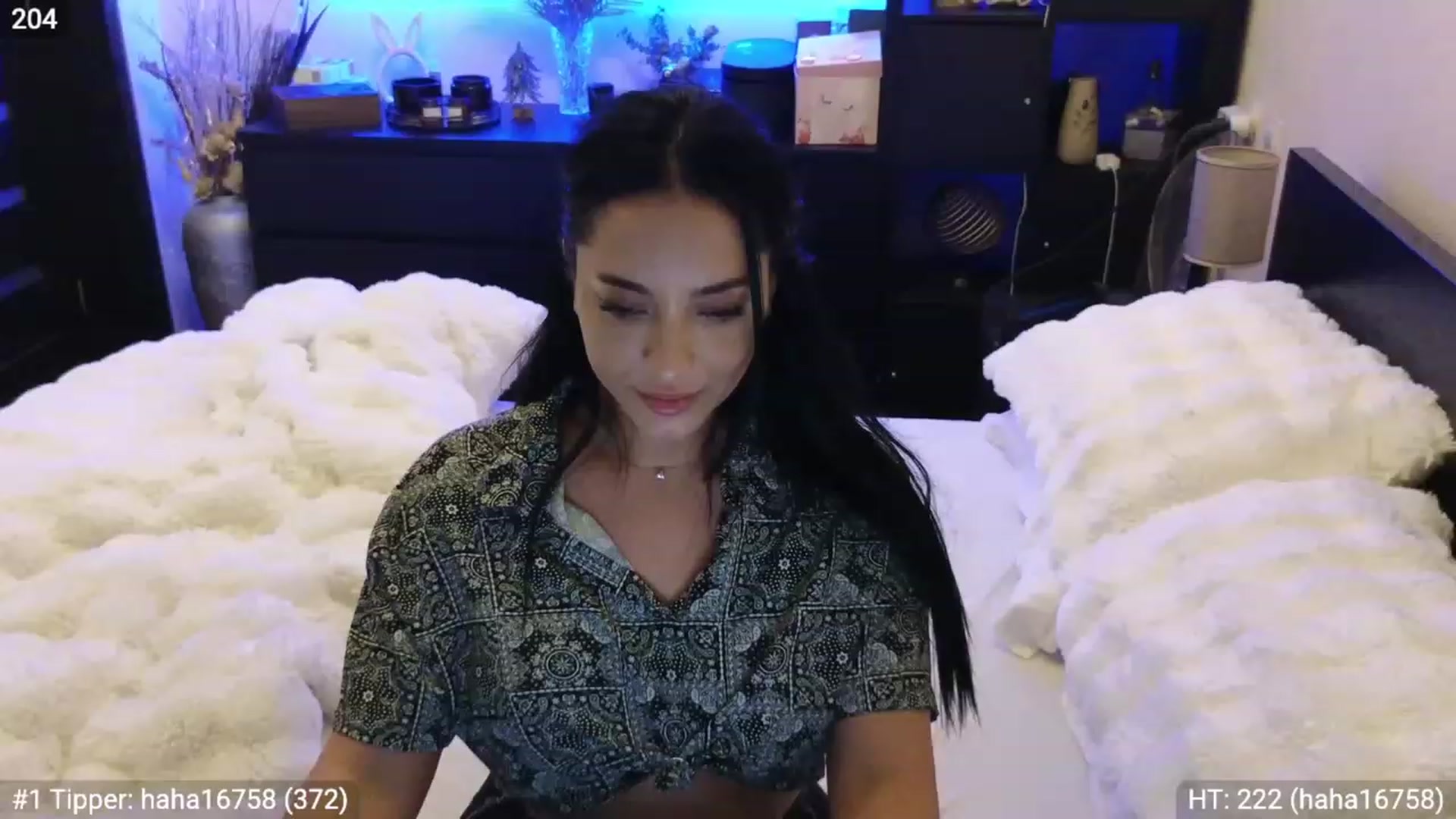 Gallery image thumbnail from EndlesssJoy's myfreecams stream on, 03/15/2024, 04:18 image 5 of 20
