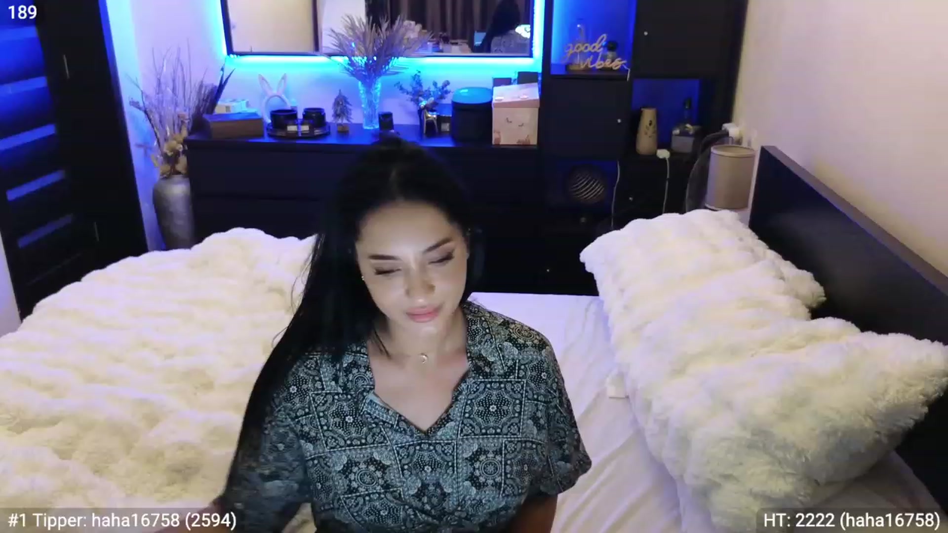 Gallery image thumbnail from EndlesssJoy's myfreecams stream on, 03/15/2024, 06:05 image 17 of 20